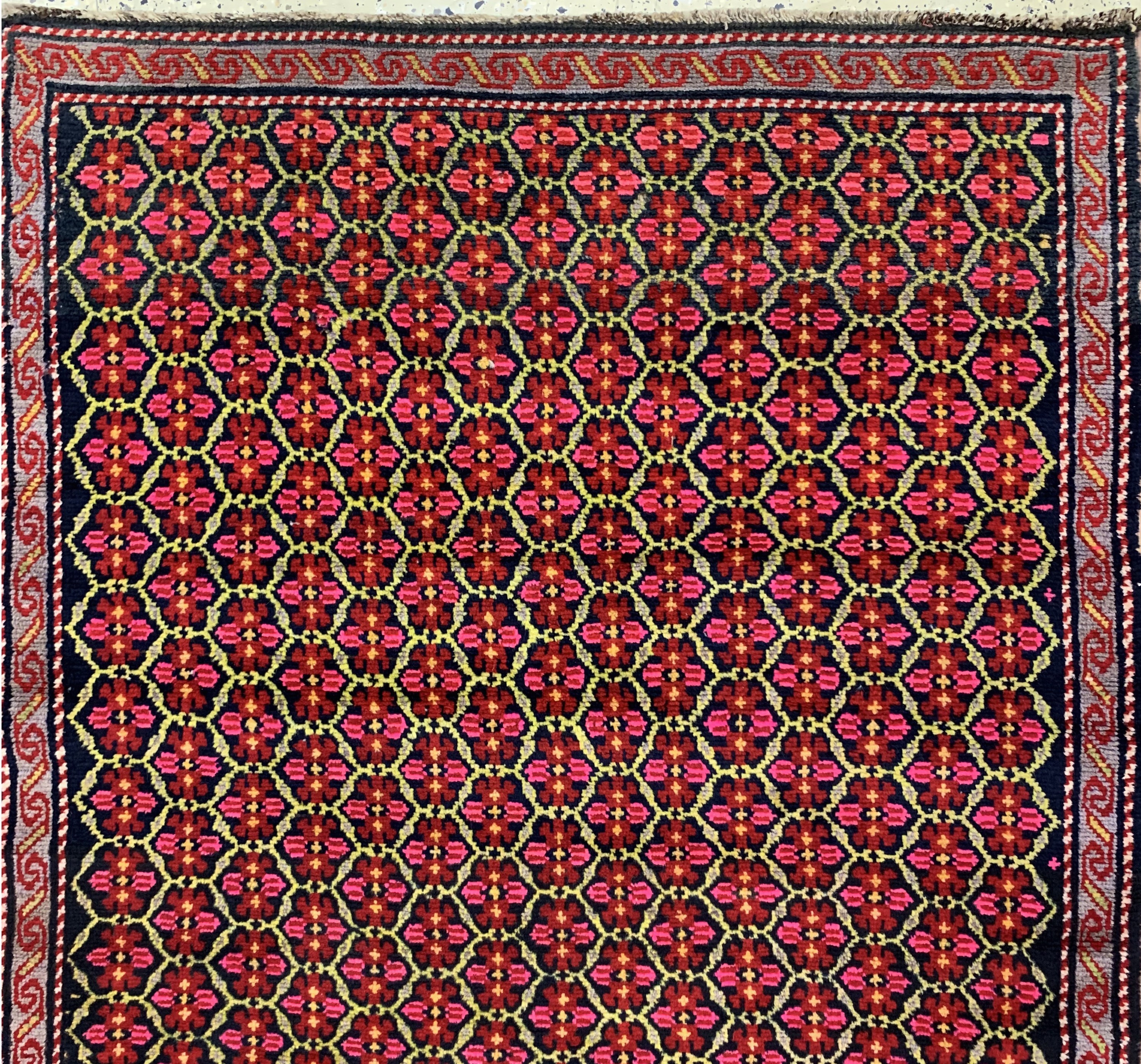 Detail a: Karabagh alt, Kaukasus, um 1940, Wolle auf Wolle, ca. 457 x 125 cm, EHZ: 2