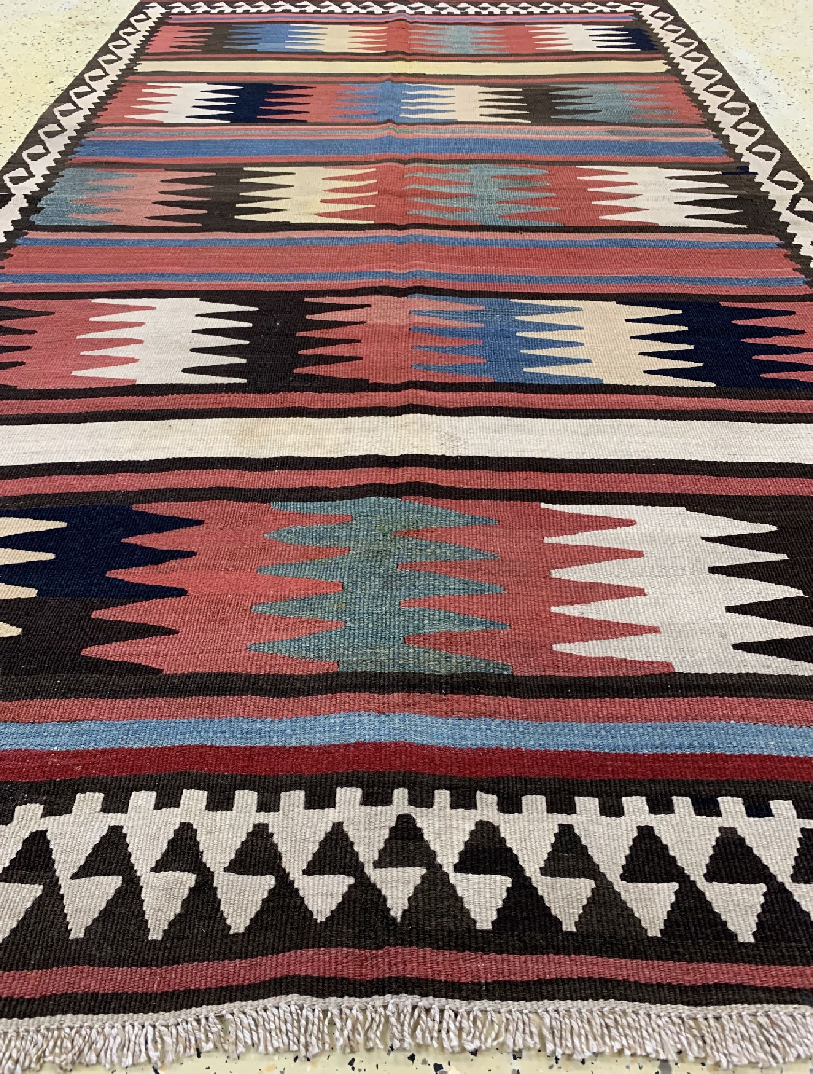 Detail d: Shahsawan Kelim, Persien, ca. um 1900 Jahre, Wolle auf Wolle, ca. 245 x 138 cm, EHZ:2