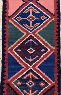 26727189c - Gabbeh Kilim#"Gallery#", Persia, approx. 50 years, wool on wool, approx. 520 x 82 cm, condition: 1-2. Rugs, Carpets & Flatweaves
