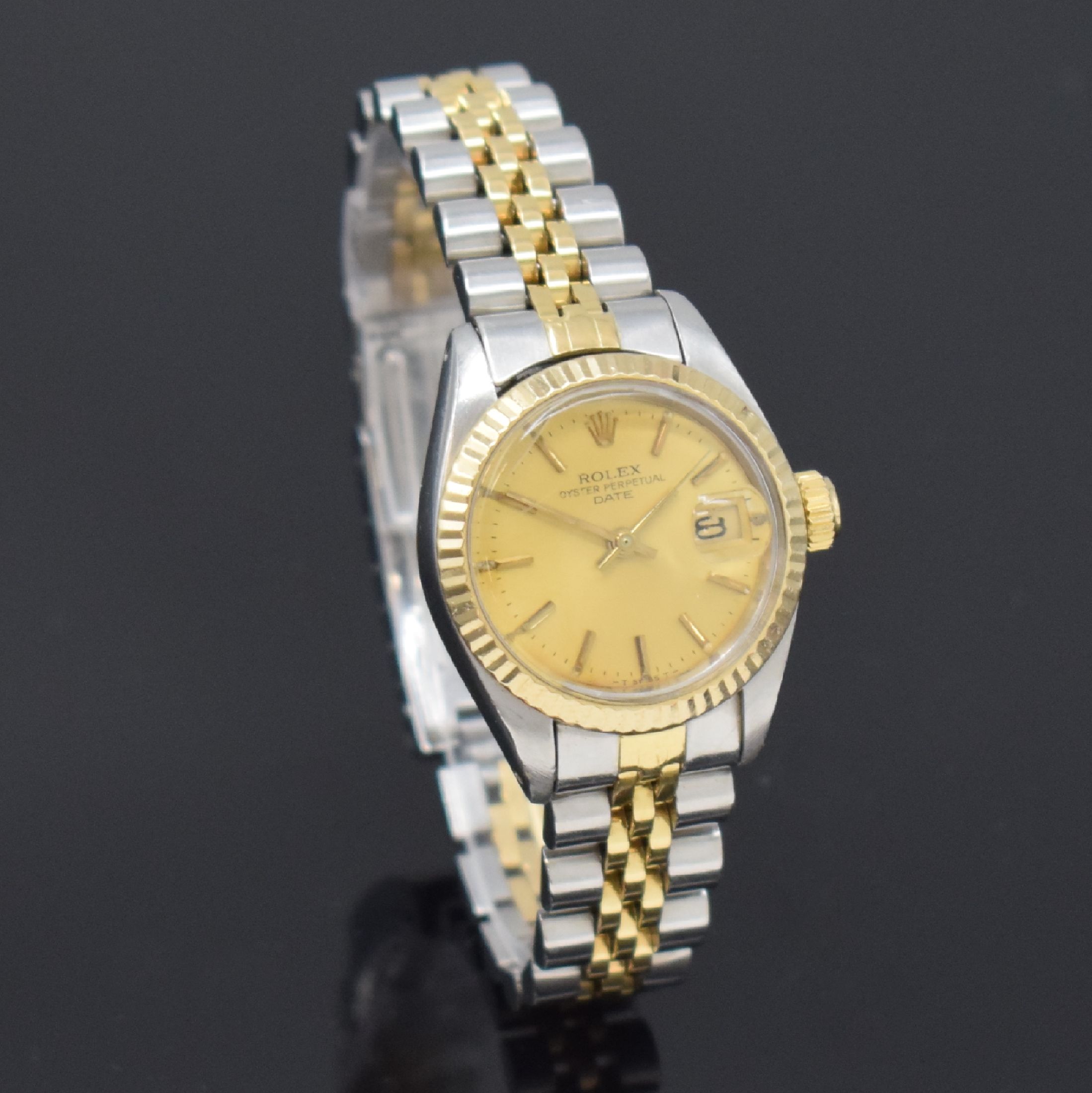 Detail b: ROLEX Date Damenarmbanduhr in Stahl/Gold Referenz 6917, Schweiz um 1982, Automatik, verschr. Oystergeh. an Jubileeband m. Faltschl., geriffelte ...