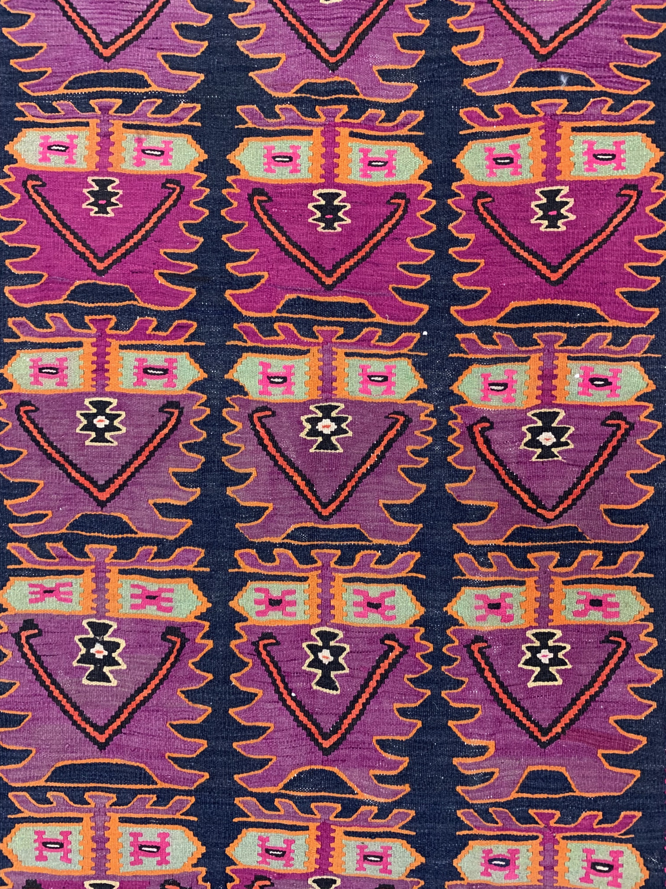 Detail b: Malayer Kelim, Persien, ca. 60 Jahre, Wolleauf Baumwolle, ca. 283 x 162 cm, EHZ: 1-2