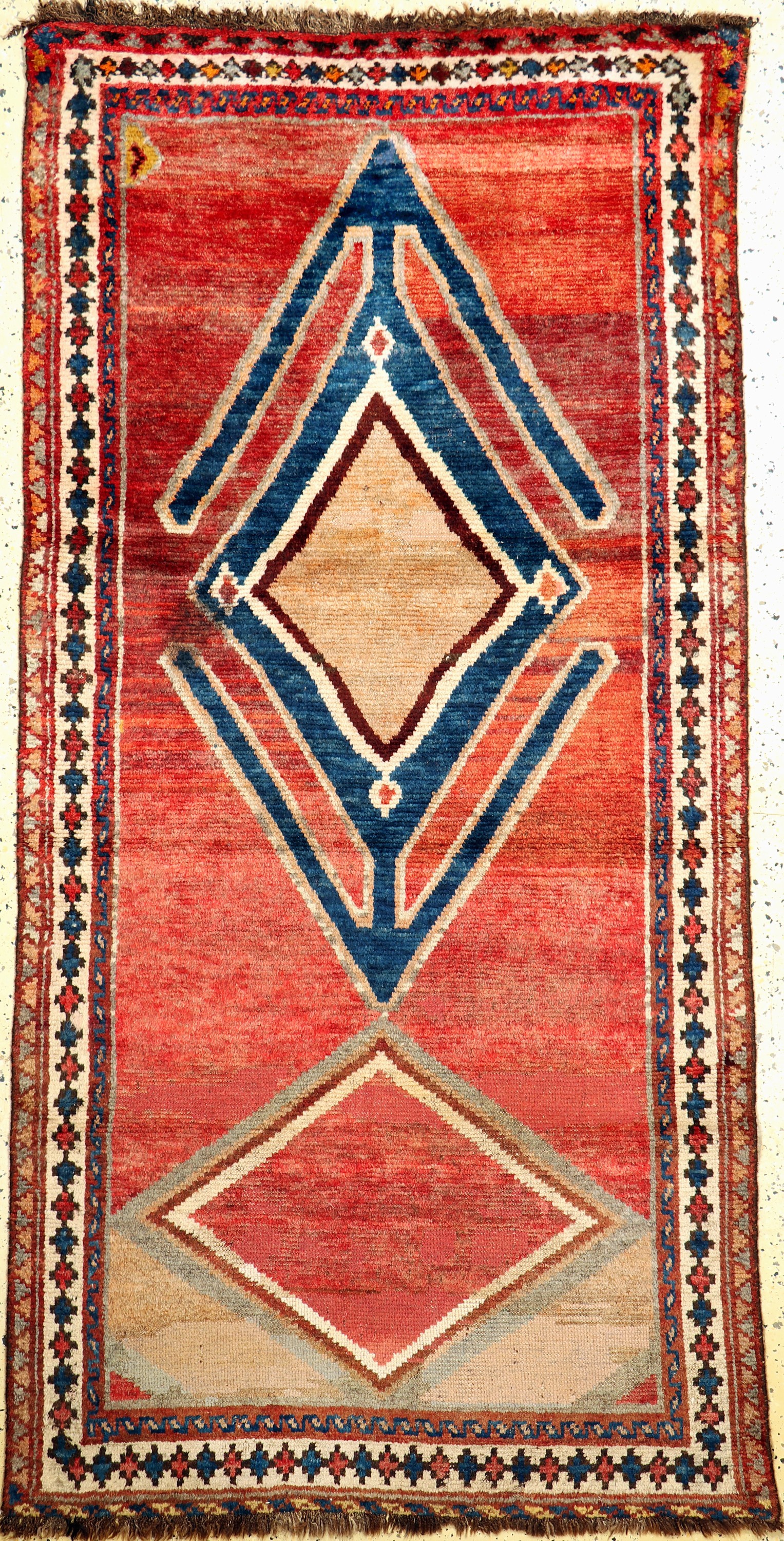 Luri Gabbeh antik, Persien, um 1900, Wolle auf Wolle, ca. 230 x 116 cm, EHZ: 3, restauriert
