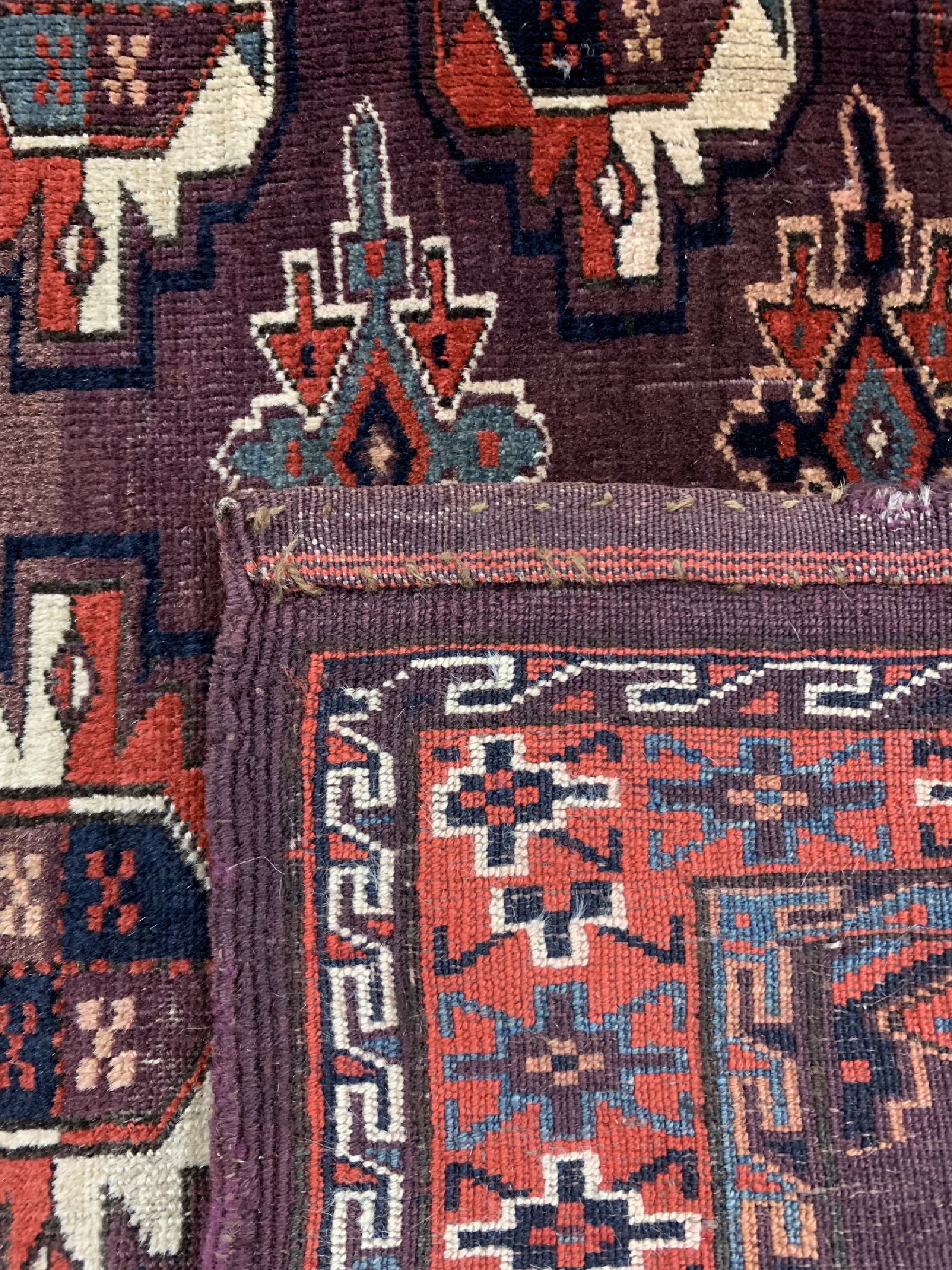 Detail e: Igdir Tschowal antik, Turkmenistan, 19.Jhd,Wolle auf Wolle, ca. 118 x 86 cm, EHZ: 2-3
