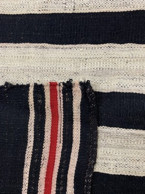 26727217e - Gashgai Kilim, Persia, around 1930, wool on wool, approx. 370 x 215 cm, condition: 2. Rugs, Carpets & Flatweaves