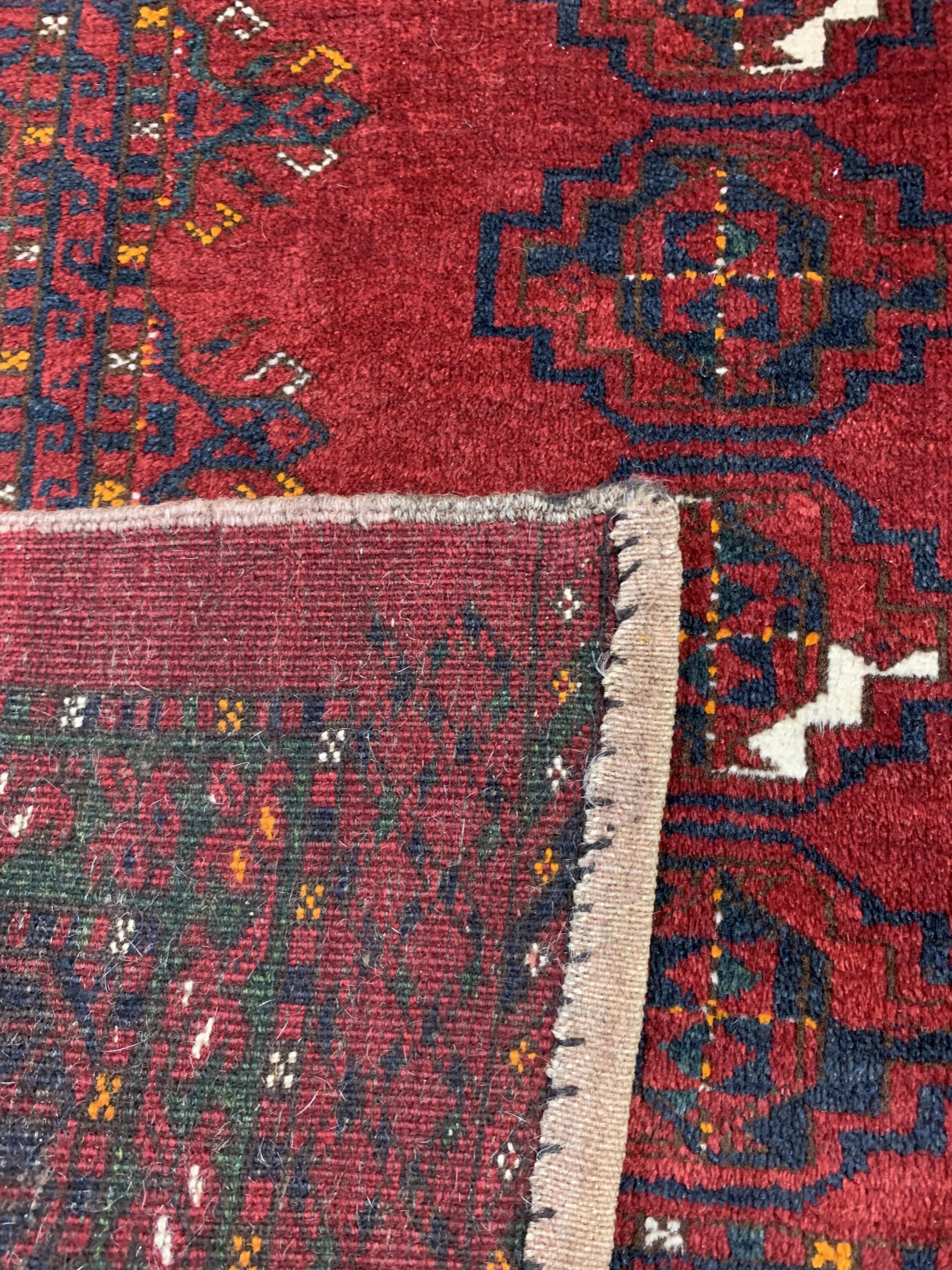 Detail c: Konvolut 2 Djowal, Turkmenistan, um 1900, Wolle auf Wolle, ca. 147 x 94 cm, EHZ: 2-3