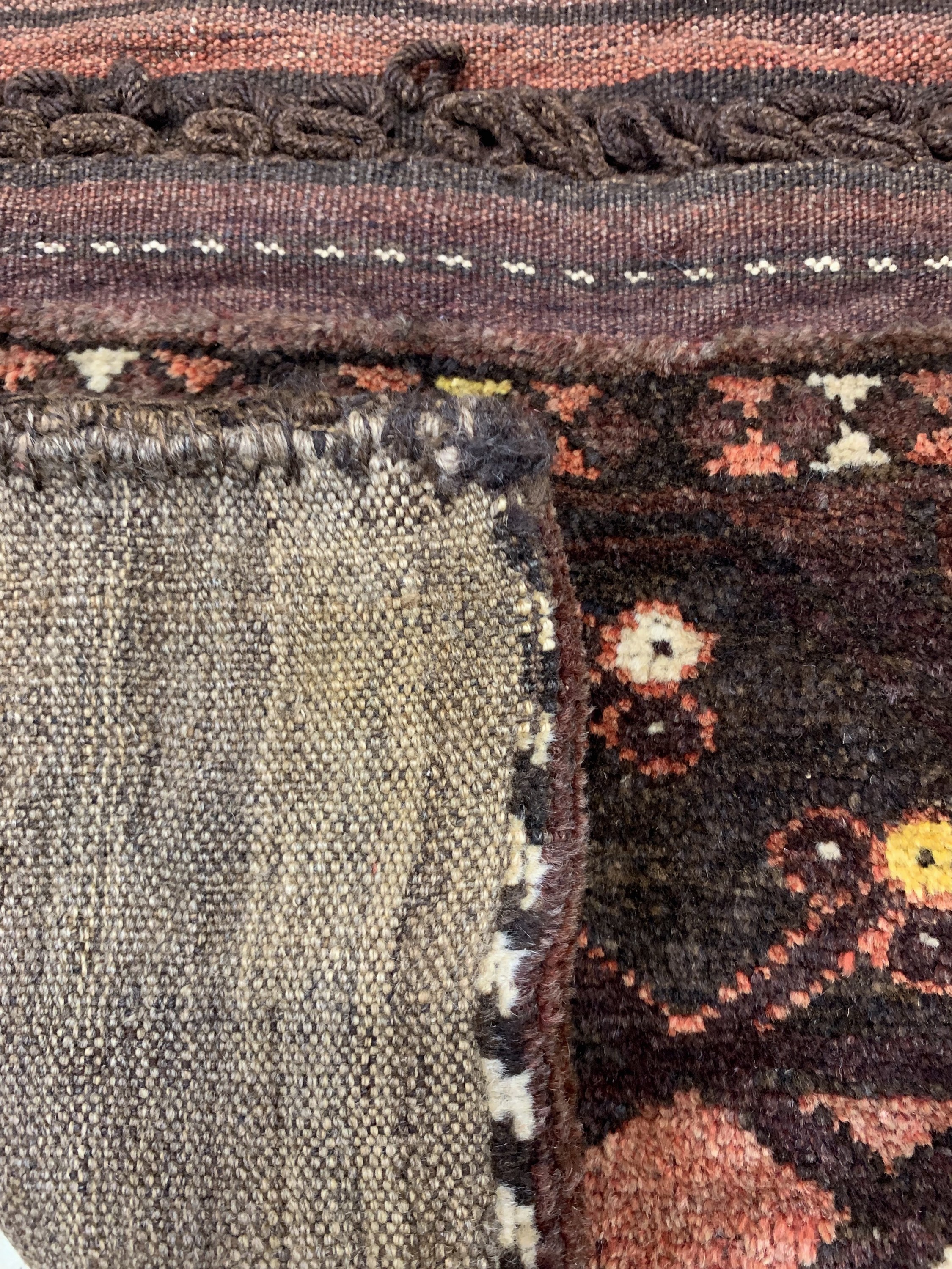 Detail d: Konvolut 2 Ersari Taschen, Turkmenistan, um1910/1920, Wolle auf Wolle, ca. 108 x 58 cm & ca. 64 x 56 cm, EHZ: 3-4