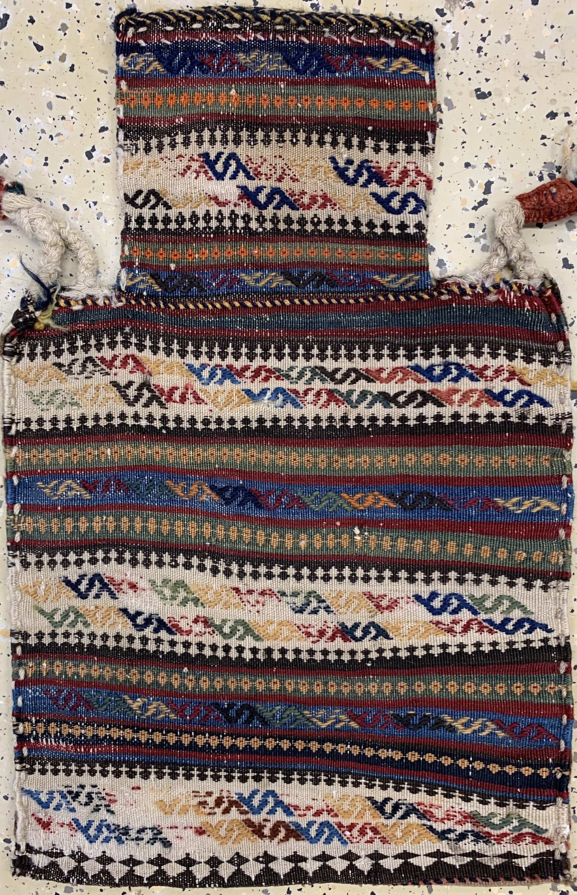 Detail e: Konvolut 3 Salztaschen, Persien, um 1930/1940, Wolle auf Wolle, ca. 65 x 58 cm, EHZ: 2