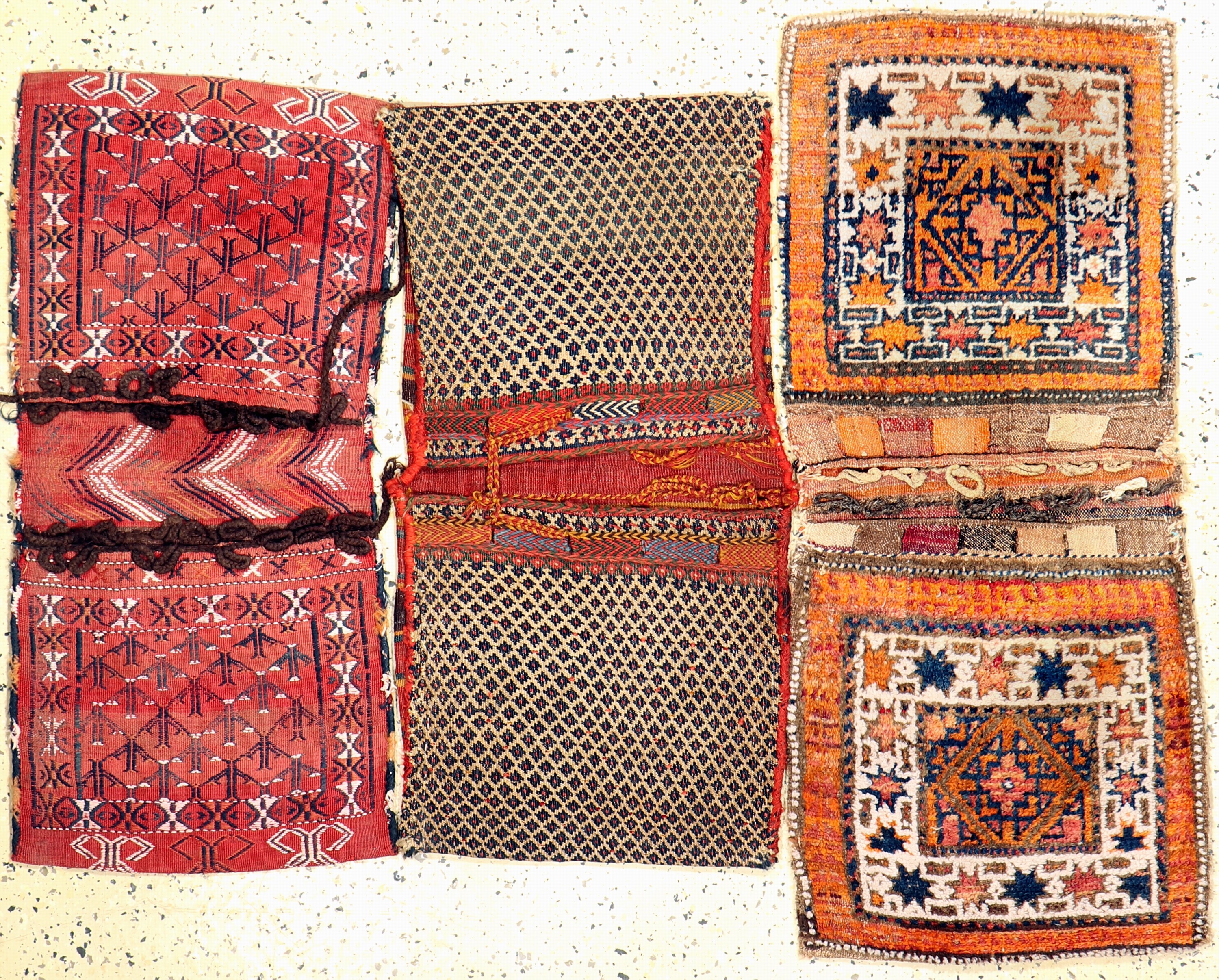 Konvolut 3 Doppeltaschen, Persien, um 1930/1940, Wolle auf Wolle, ca. 112 x 50 cm, EHZ: 3