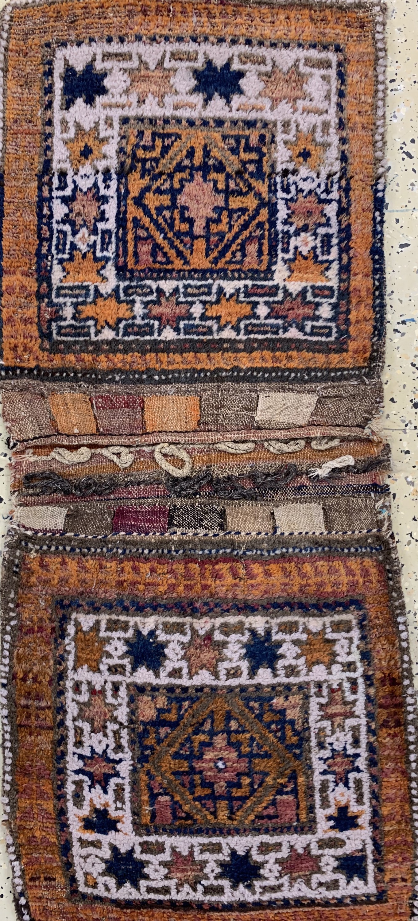 Detail e: Konvolut 3 Doppeltaschen, Persien, um 1930/1940, Wolle auf Wolle, ca. 112 x 50 cm, EHZ: 3