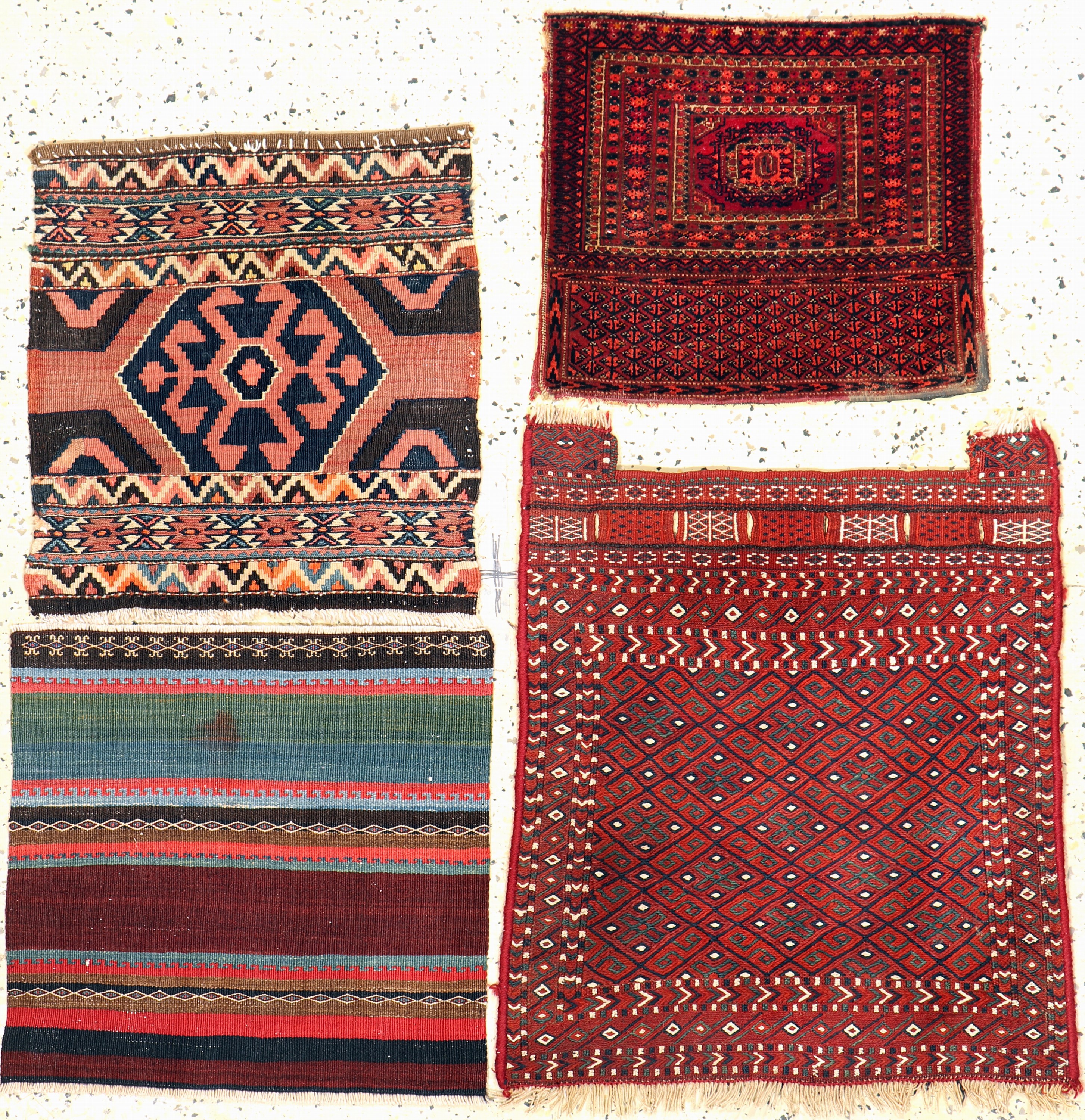 Konvolut 4 Taschenfront, Persien & Turkmenistan, um 1930/1940, Wolle auf Wolle, ca. 50 x 45 cm, EHZ: 2-3