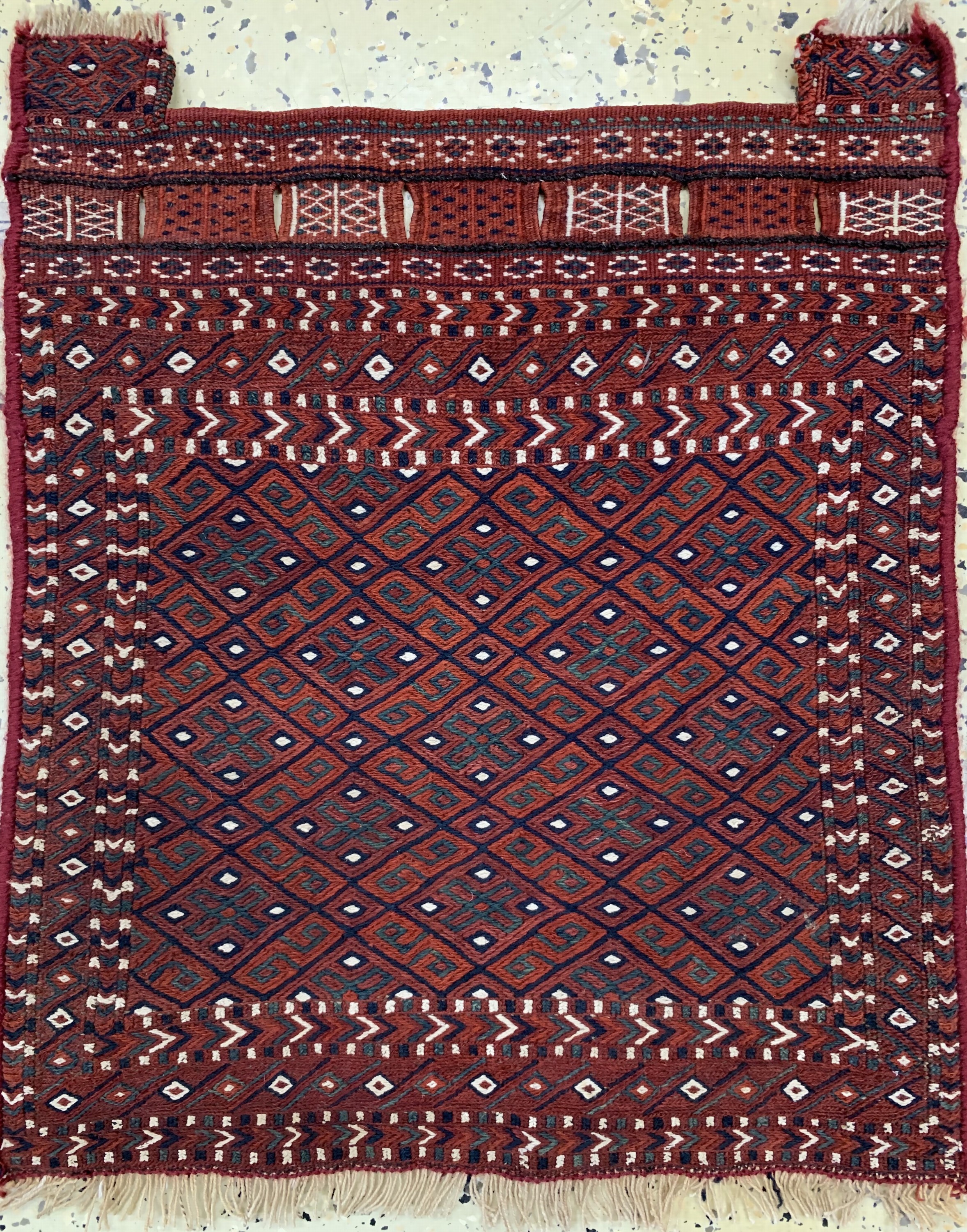 Detail e: Konvolut 4 Taschenfront, Persien & Turkmenistan, um 1930/1940, Wolle auf Wolle, ca. 50 x 45 cm, EHZ: 2-3