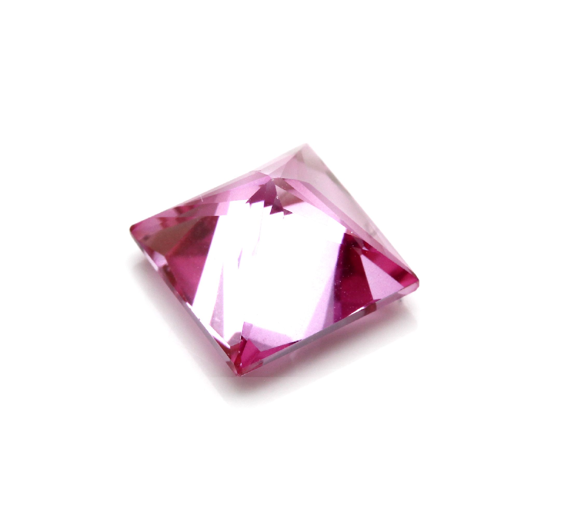 Detail b: Lot 5 lose pinkfarb. Topase (beh.), ca. 24.31 ct, versch. Schliffformen und Größen