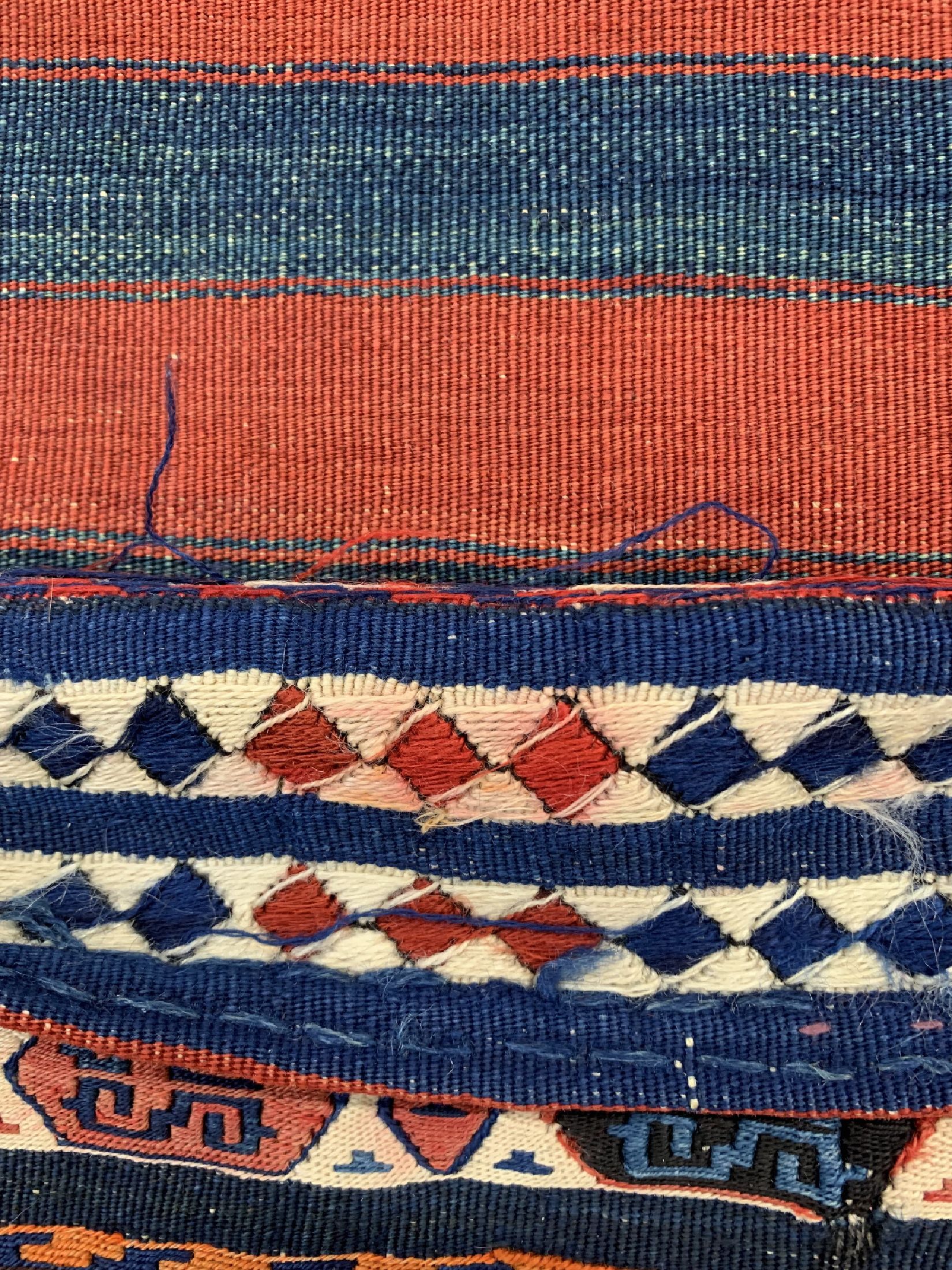 Detail e: Shahsawan Kelim-Doppeltasche , Persien, um 1920, Wolle auf Wolle, ca. 156 x 98 cm, EHZ: 2, (kleine Reparaturen)