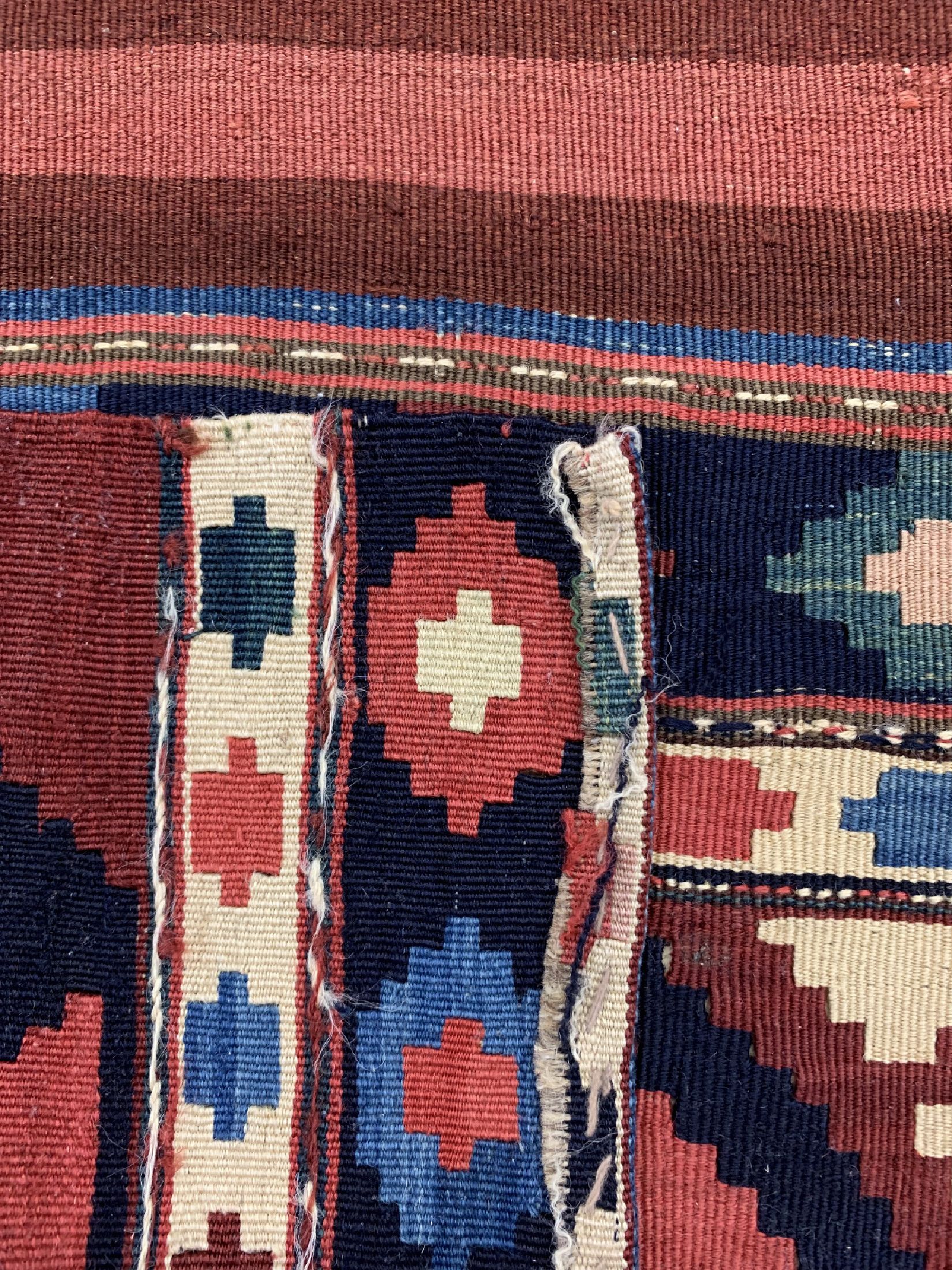Detail c: Shahsawan Mafraschteil, Persien, um 1900, Wolle auf Wolle, ca. 137 x 102 cm, EHZ: 2(restauriert)