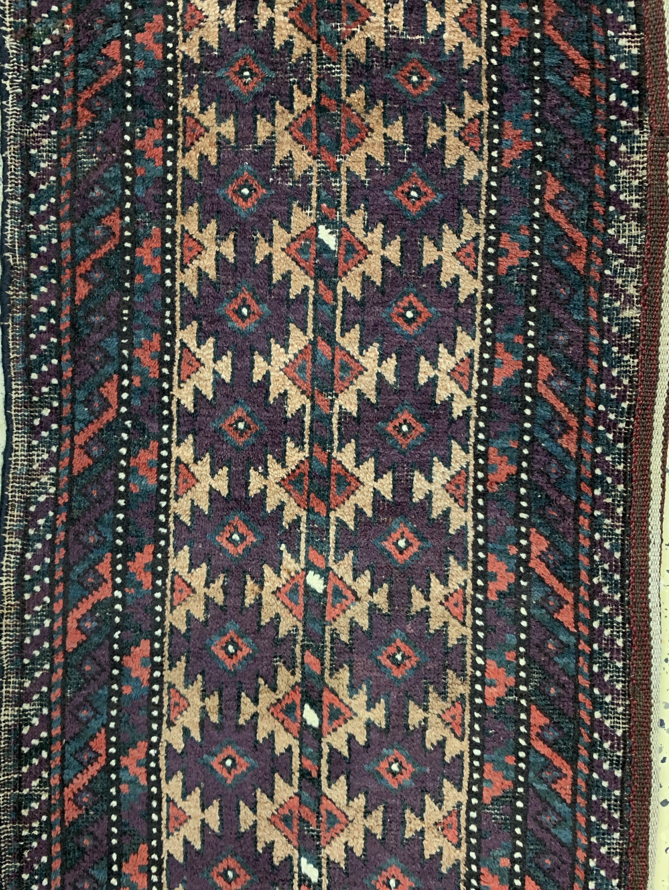 Detail e: 4 Belutsch Taschenfronten, Persien, um 1930/1940, Wolle auf Wolle, ca. 115 x 49 cm, EHZ: 3-4