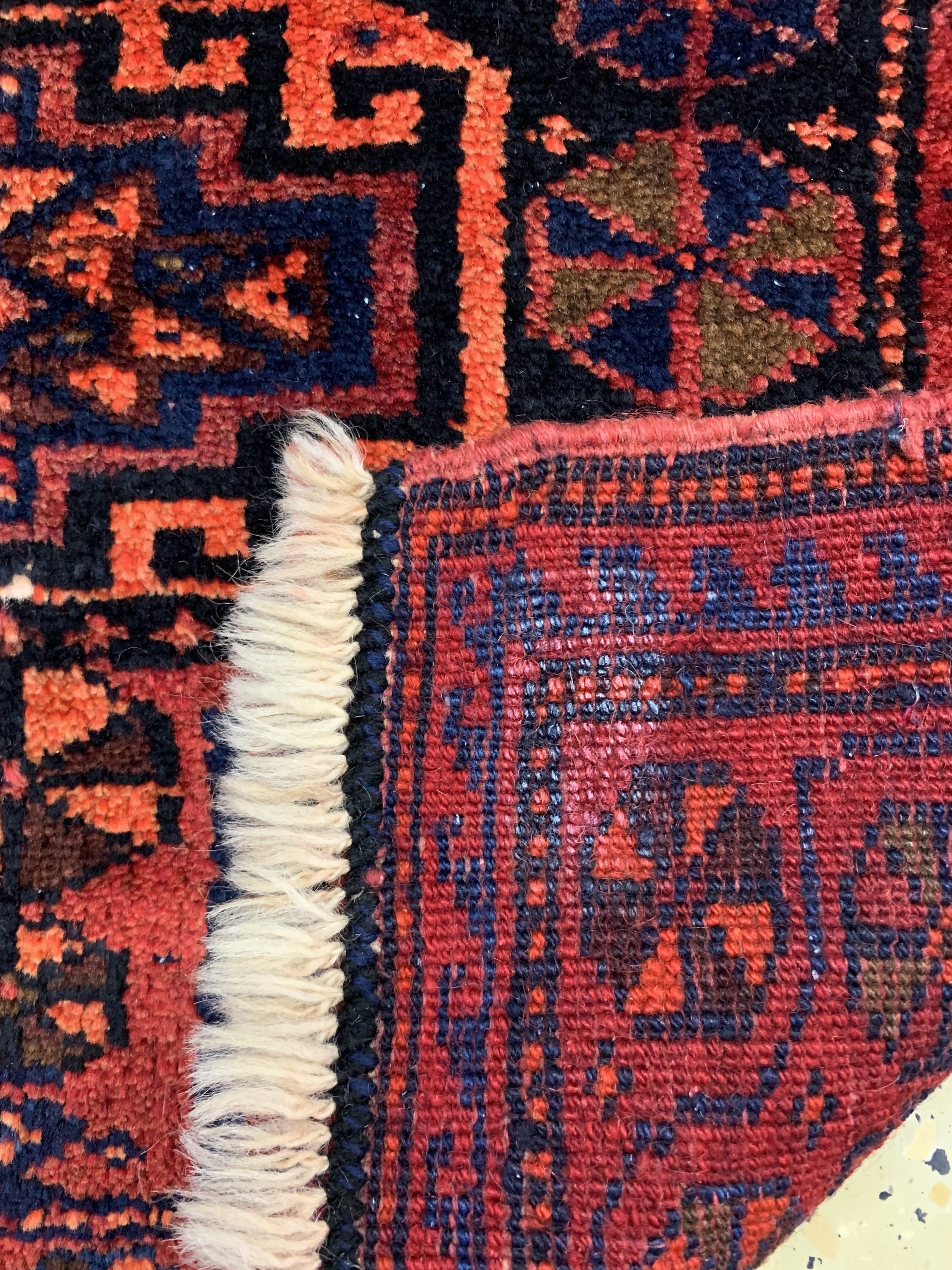 Detail d: Konvolut Bachtiar Wagireh & 2 Lori Poschtis, Persien, Wolle auf Baumwolle, ca. 120 x 74 cm & ca. 80 x 70 cm, EHZ: 2-3