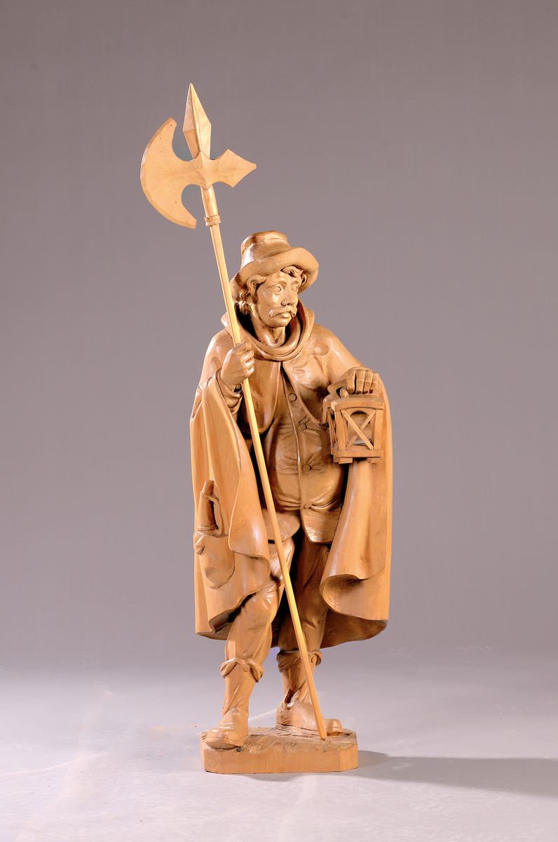 Skulptur eines Nachtwächters, süddeutsch, 1970er/80er Jahre, Weichholz geschnitzt, H. ca. 114cm