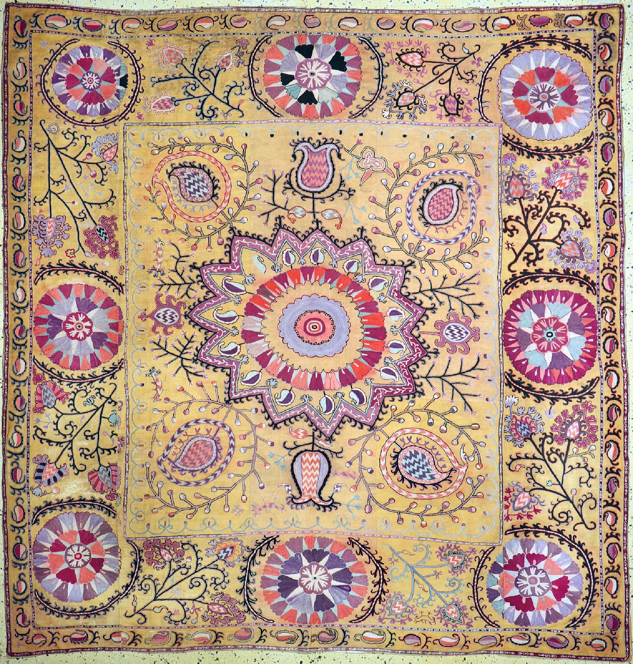 Uzbek Susani antik, Uzbekistan, um 1900, Seidenstickeri, ca. 230 x 220 cm, EHZ: 3-4