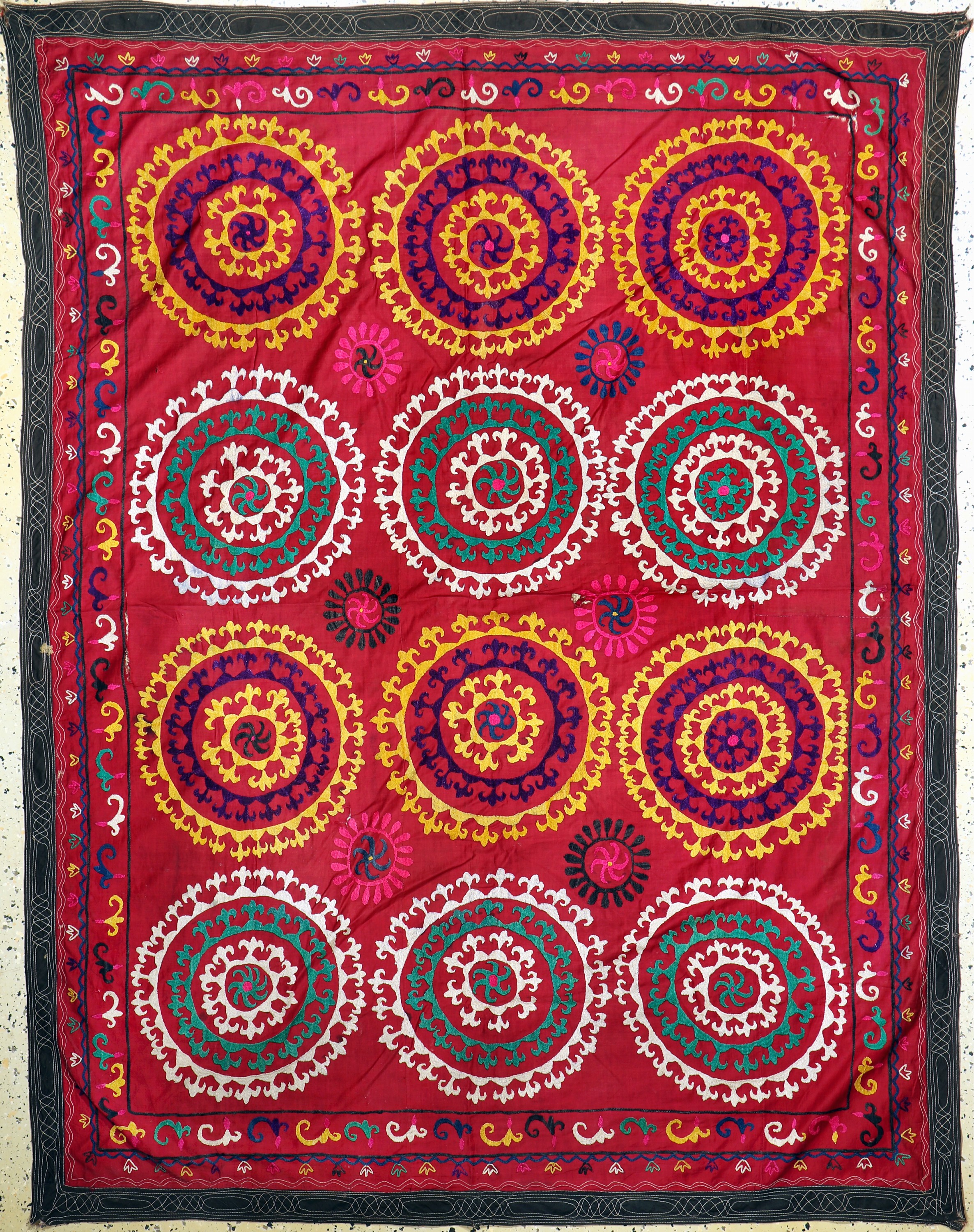 Seiden Susani, Kirgisistan, um 1900, Seidenstickerei, ca. 200 x 150 cm, EHZ: 4