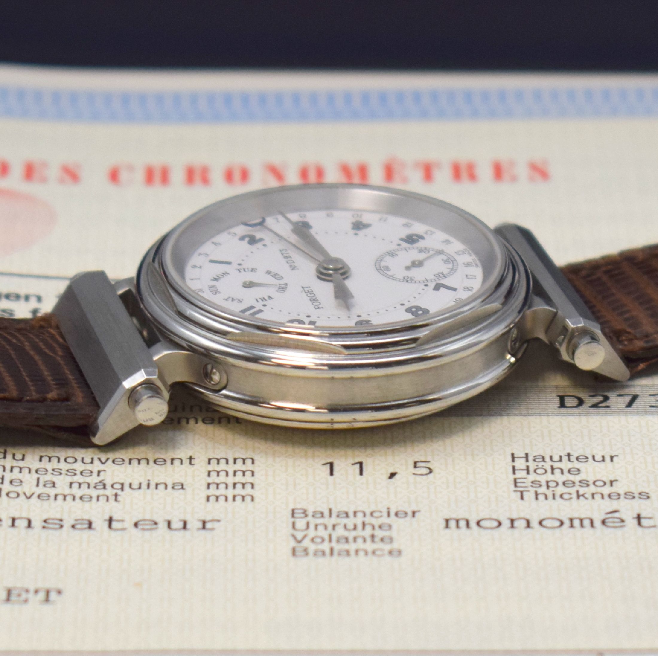 Detail c: FORGET Classic D Chronometer Herrenarmbanduhr Nr. D 273 mit Tag und Datum, Schweiz um 1991, Automatik, aufw., beids. vergl. Edelstahlgehäuse, Boden ...
