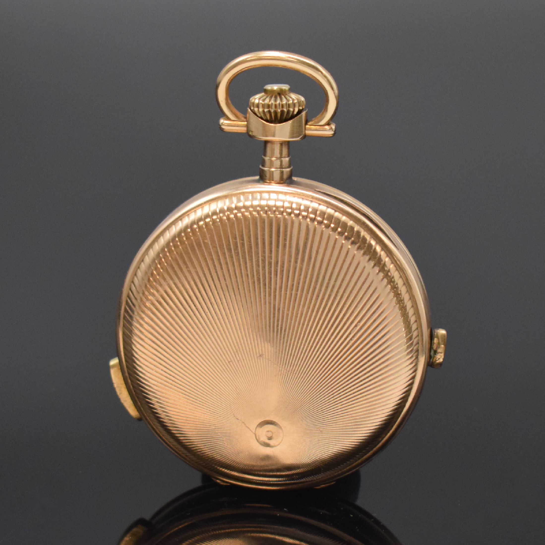Detail c: Herrensavonette mit 1/4-Repetition und Schaltradchronograph in RG 585/000, Schweiz um 1900, Strahlen-guill. 3-Deckel Goldgeh. dell., ...