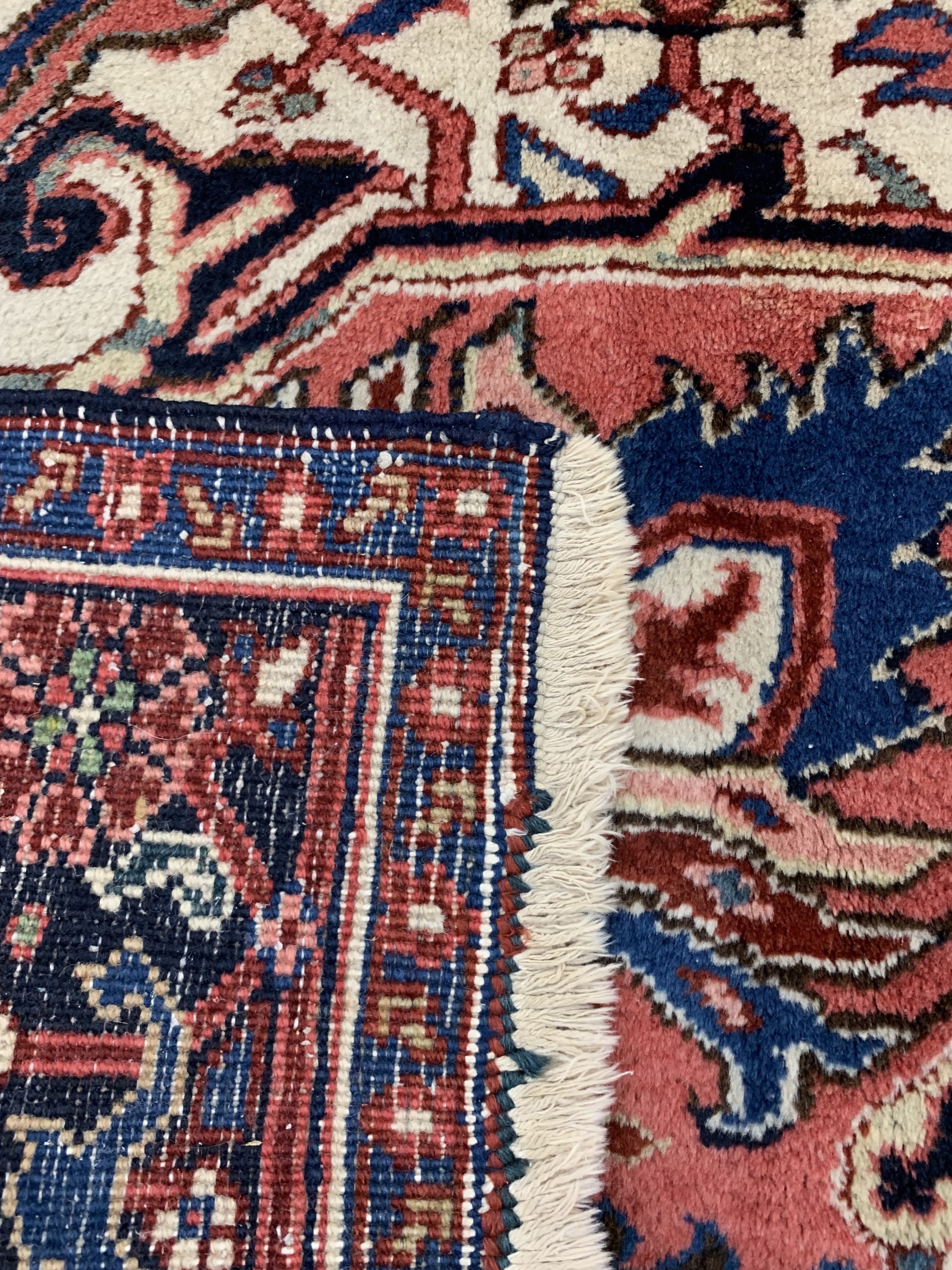 Detail e: Heriz alt, Persien, um 1960, Wolle auf Baumwolle, ca. 353 x 259 cm, EHZ: 2
