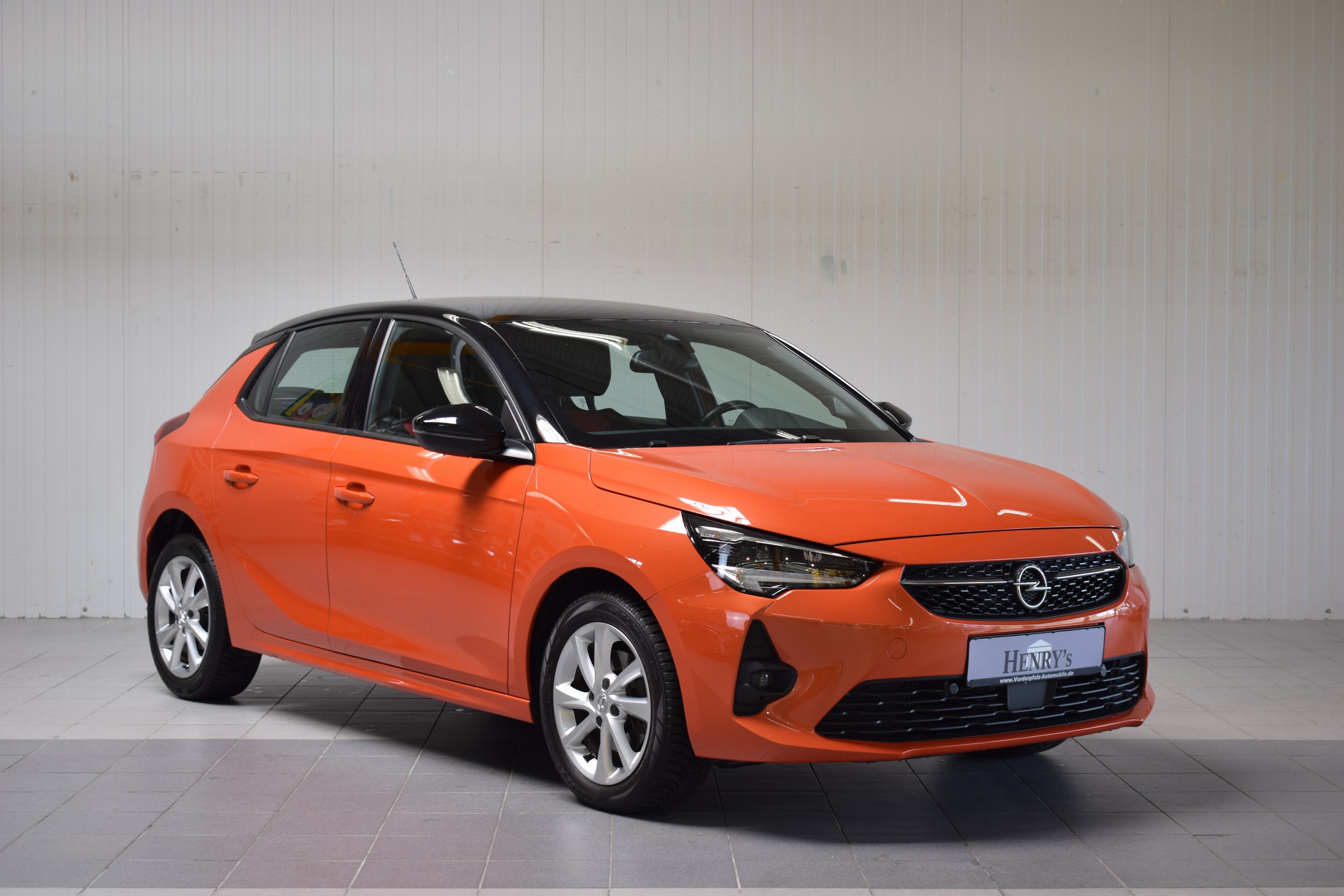 Opel Corsa 1.2 GS-Line, EZ 12/2020, Laufleistung 61.700km, 74kW/101 PS, HU abgelaufen, Schaltgetriebe, Orange, Teilleder schwarz, Navigationssystem, ...