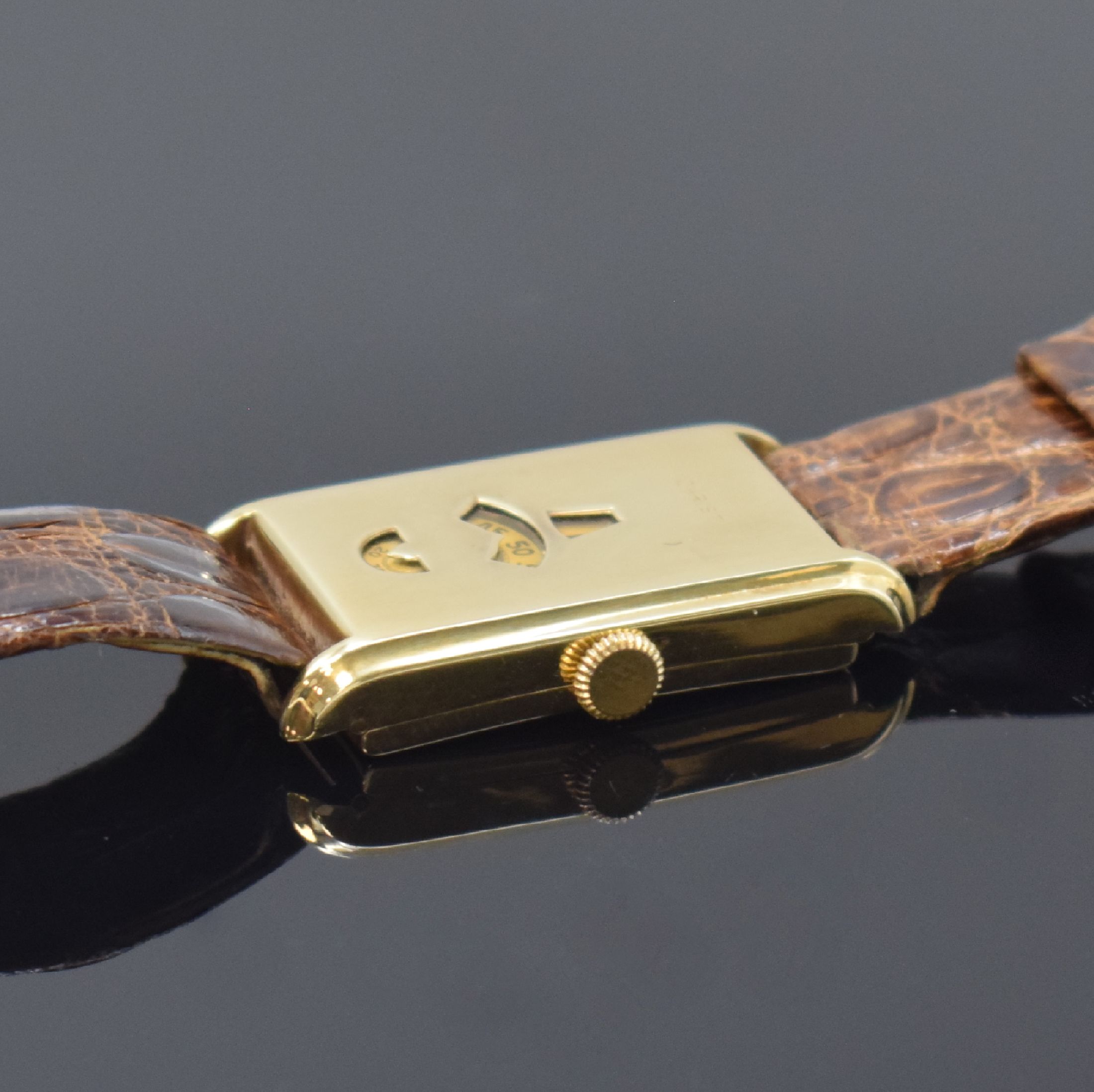 Detail b: CHRIST seltene digitale Armbanduhr in GG 585/000, Schweiz um 1935, Handaufzug, Scharniergeh., Fenster f. Std., Min. u. Sek., vers. Formwerk, 15 St., ...