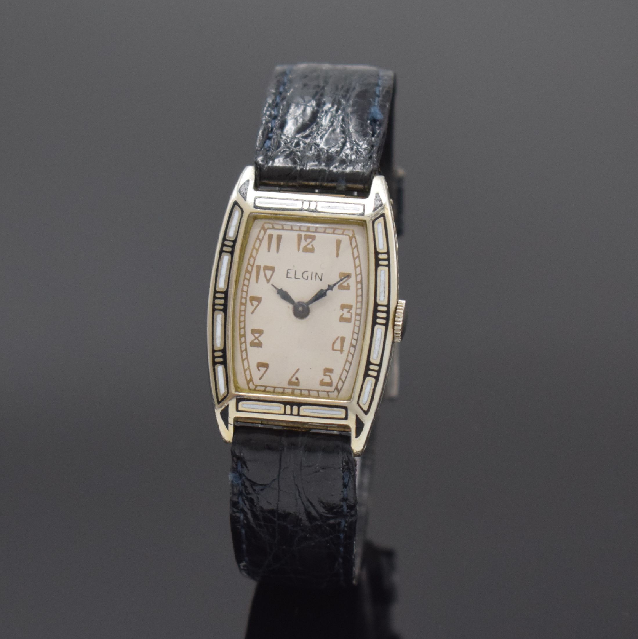 ELGIN emaillierte Armbanduhr in 14k Weißgold, USA um 1930, Handaufzug, dopp. Scharniergeh., schwarz/weiß emaillierte Lünette, floral grav. Rand, ...