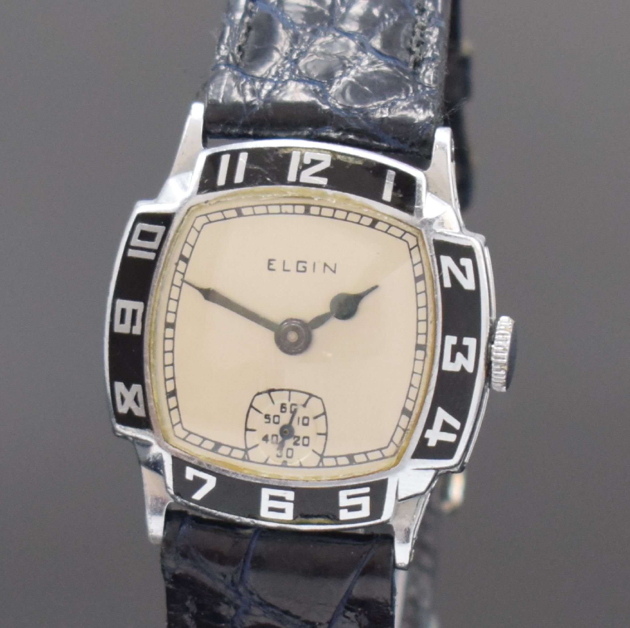 Detail a: ELGIN Armbanduhr mit schwarz emaillierter Stunden-Lünette im verchromten Nickelgehäuse, USA um 1930, Handaufzug, 3-tlg. Geh., Boden u. Glasrand ...
