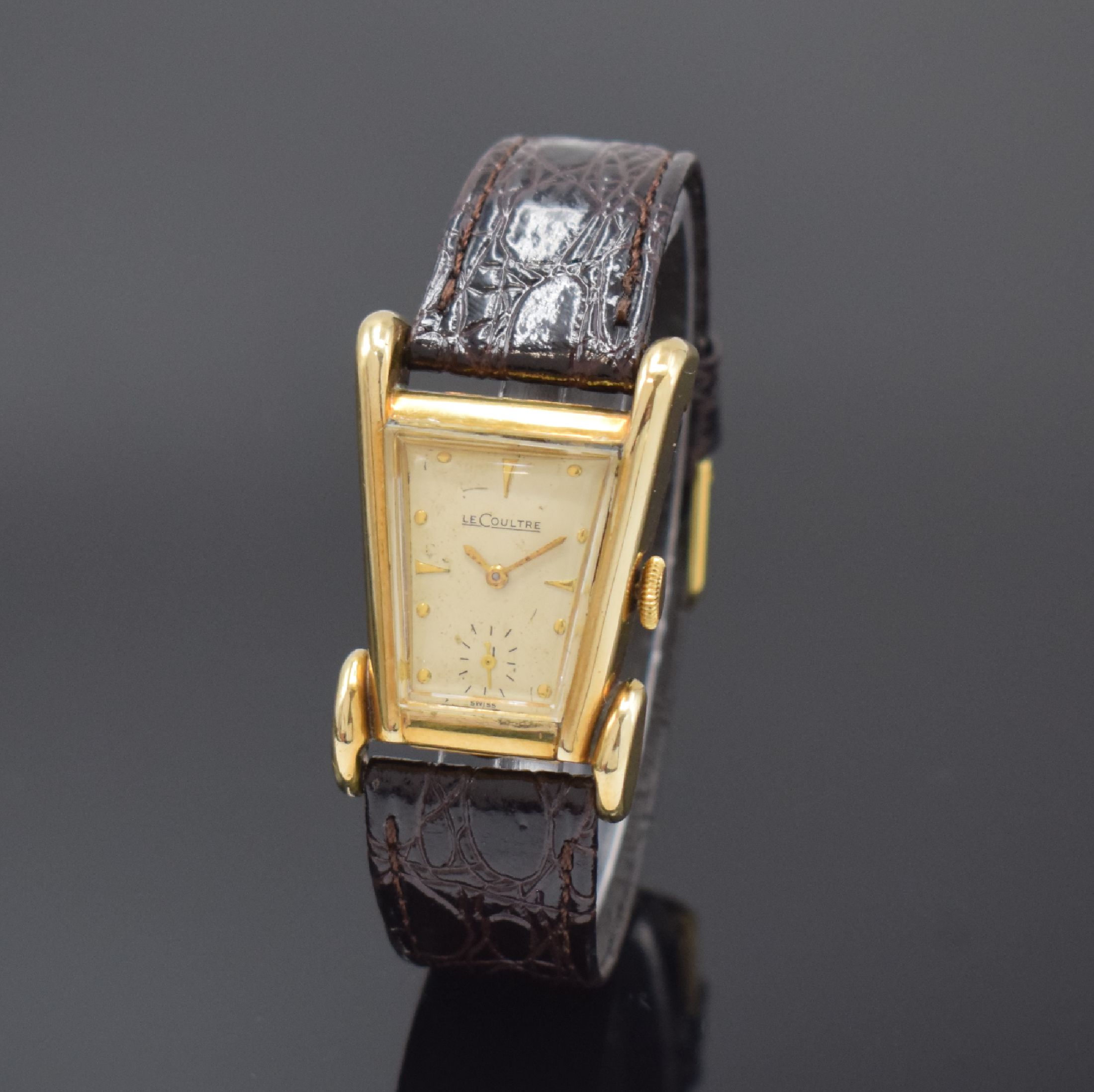 Le COULTRE Grasshopper asymetrische Armbanduhr in 10k goldfilled, Schweiz USA um 1950, Handaufzug, 2-tlg. Trapez-förmiges Geh., Boden aufgedr., ...
