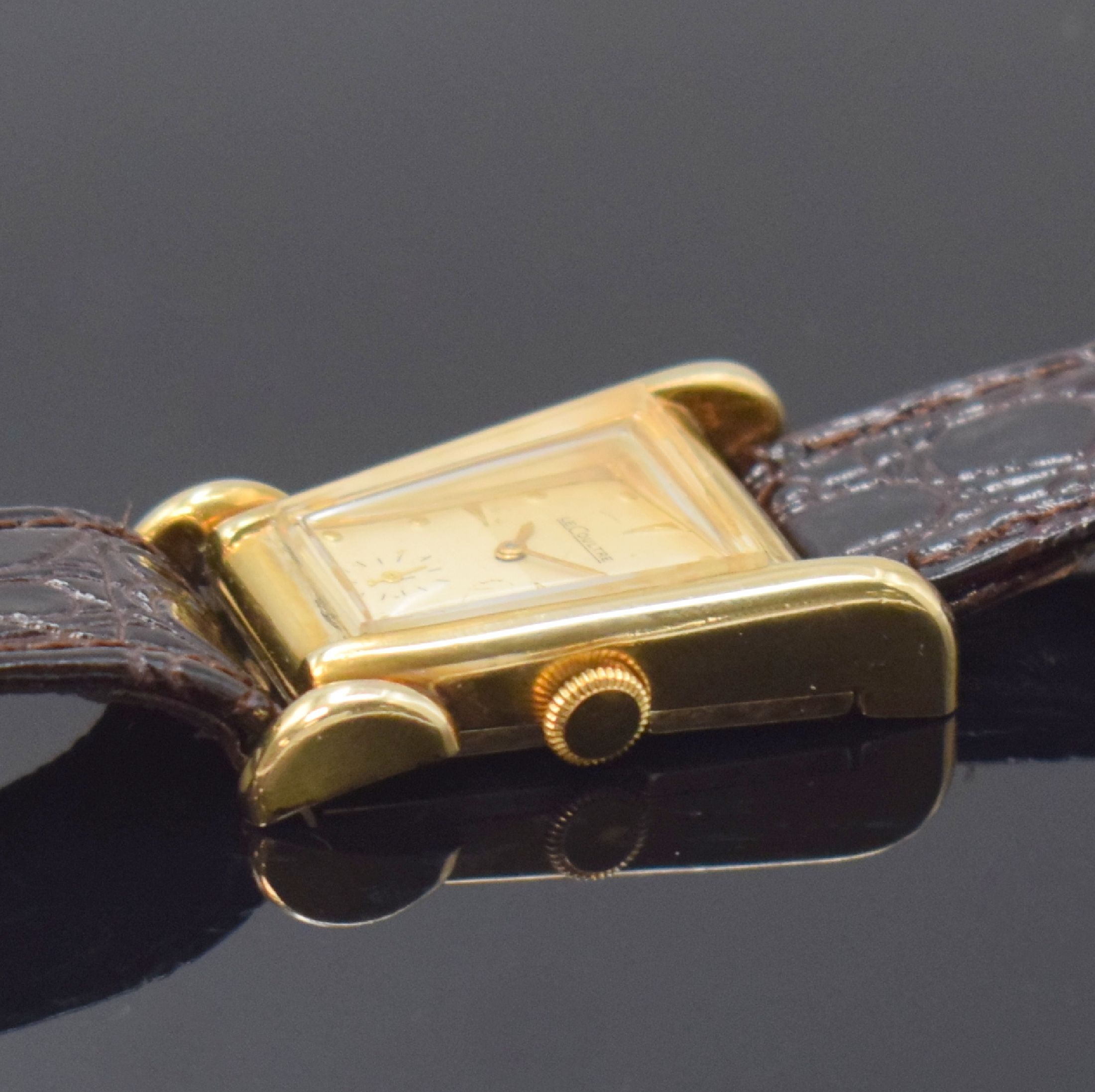 Detail b: Le COULTRE Grasshopper asymetrische Armbanduhr in 10k goldfilled, Schweiz USA um 1950, Handaufzug, 2-tlg. Trapez-förmiges Geh., Boden aufgedr., ...