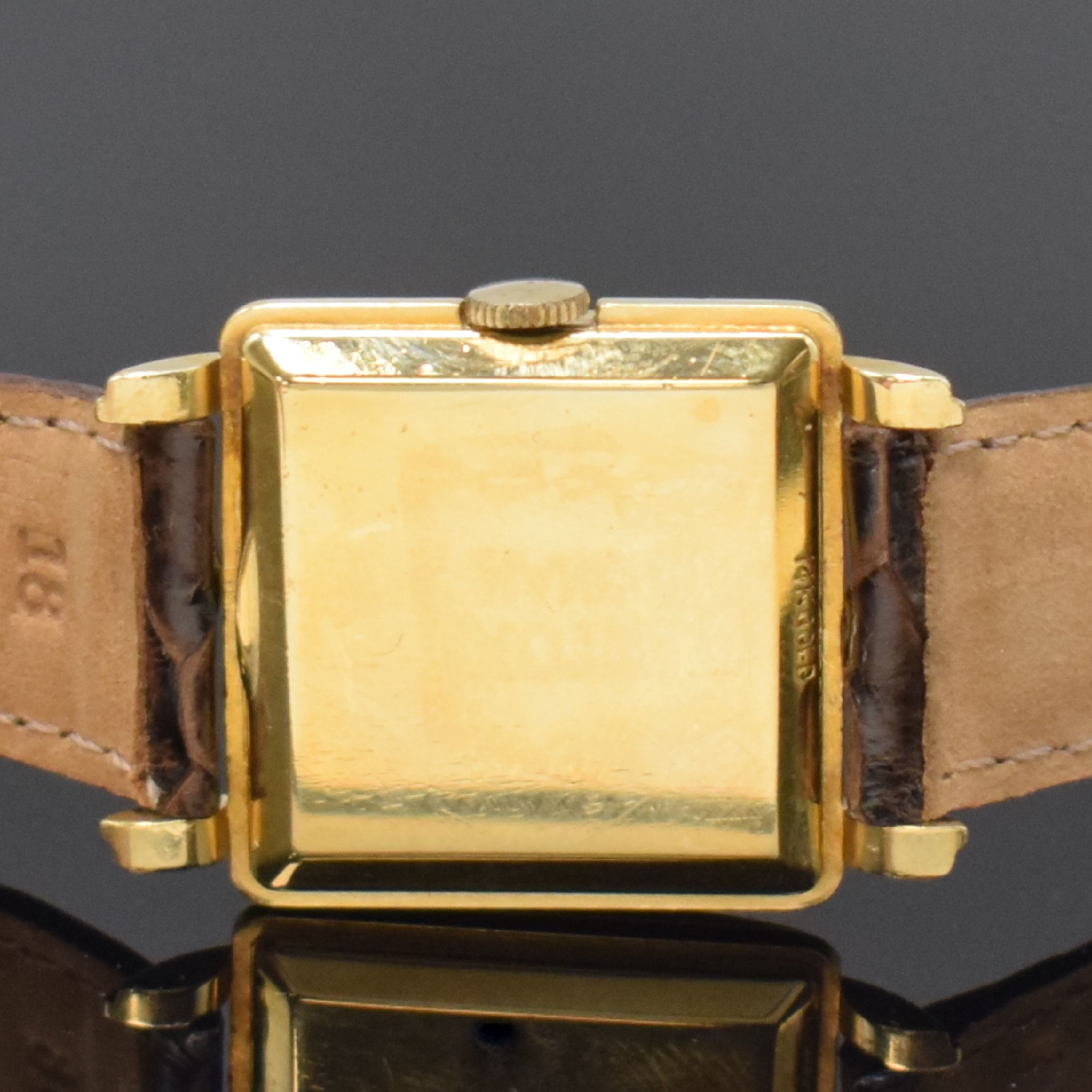 Detail c: MOVADO quadratische Armbanduhr Referenz 43913 in GG 585/000, Schweiz / USA um 1945, Handaufzug, 2-tlg. Geh., Boden aufgedr., silb. Zifferbl. rest., ...