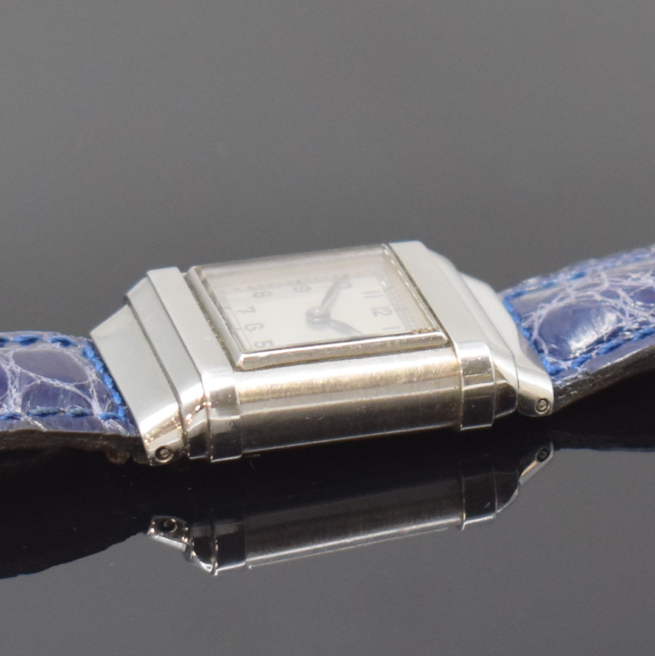 Detail b: OMEGA WATCH CO / TISSOT Marine seltene rechteckige Armbanduhr in Stahl, Schweiz um 1935, Handaufzug, abnehmbares Doppelgehäuse, rücks. über ...