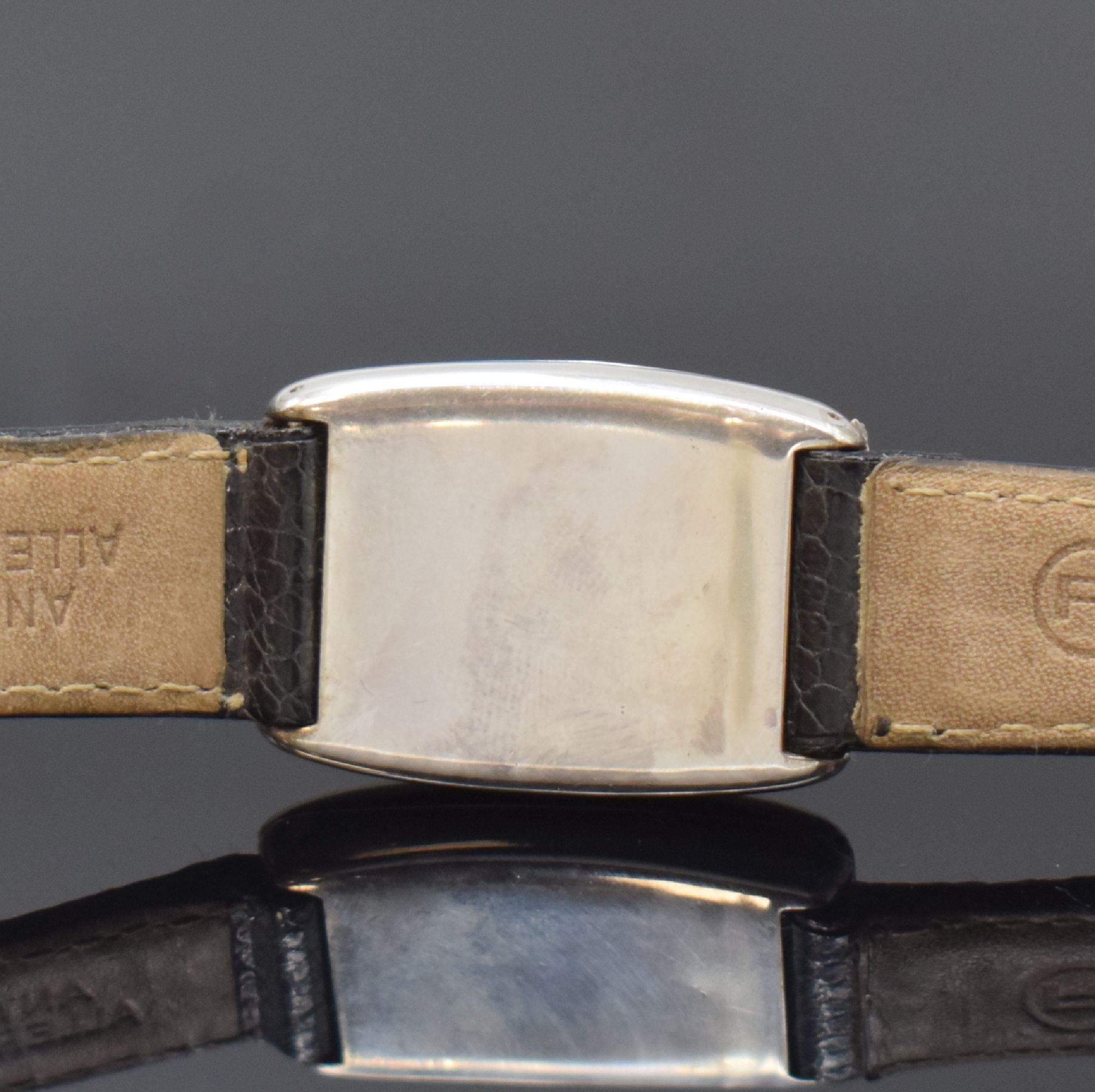 Detail c: ROBINSON & Co / TEXA ausgefallene Savonette- Armbanduhr in Sterlingsilber, Schweiz um 1935, Handaufzug, tonneau-förm. Doppel- Scharniergeh., im ...