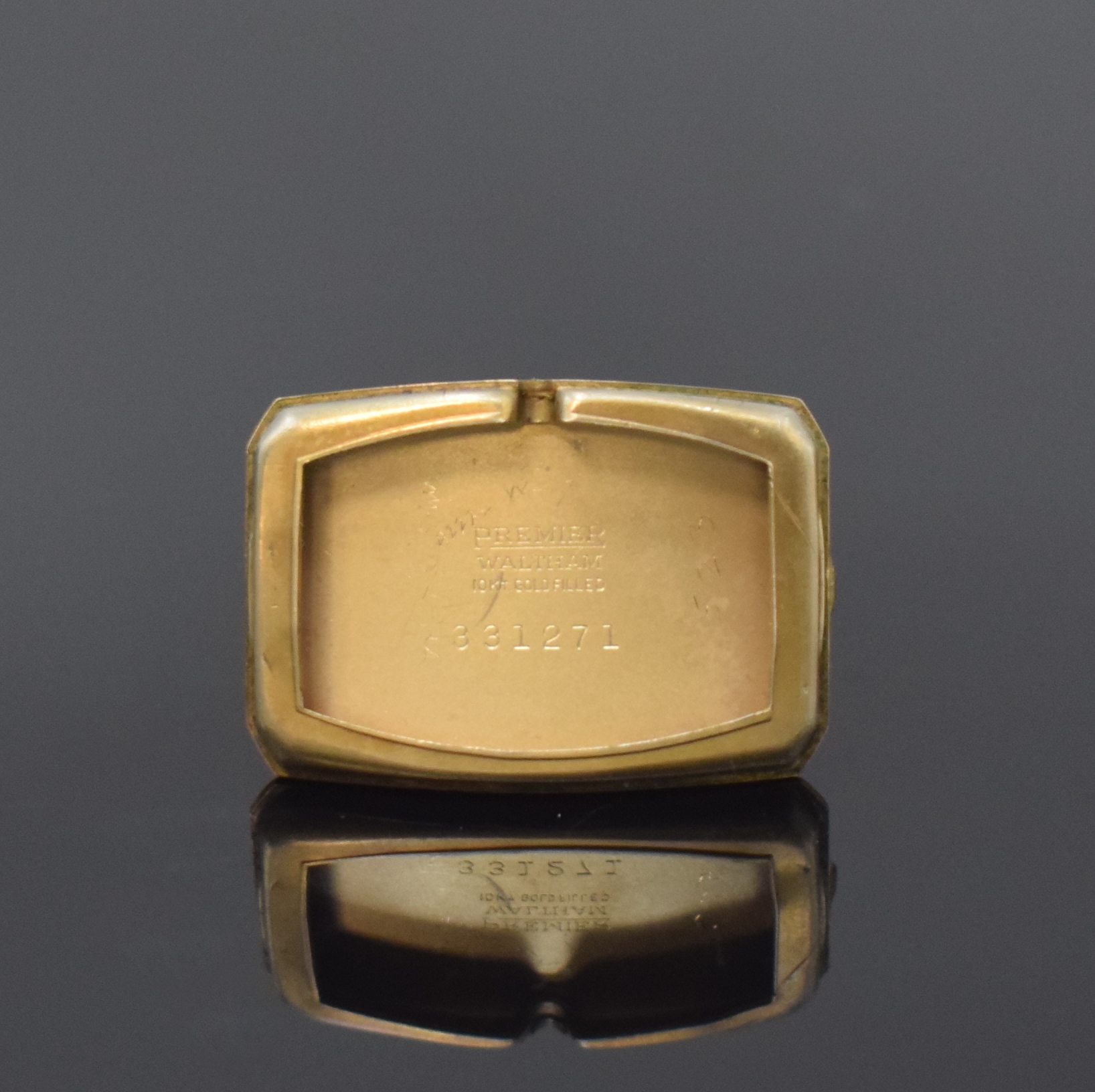 Detail f: WALTHAM 3 rechteckige gold-filled Armbanduhren, USA um 1930 - 1940, Handaufzug, 2-tlg. Geh. m. aufgedr. Böden, silb. Zifferblätter rest., Zeiger ...