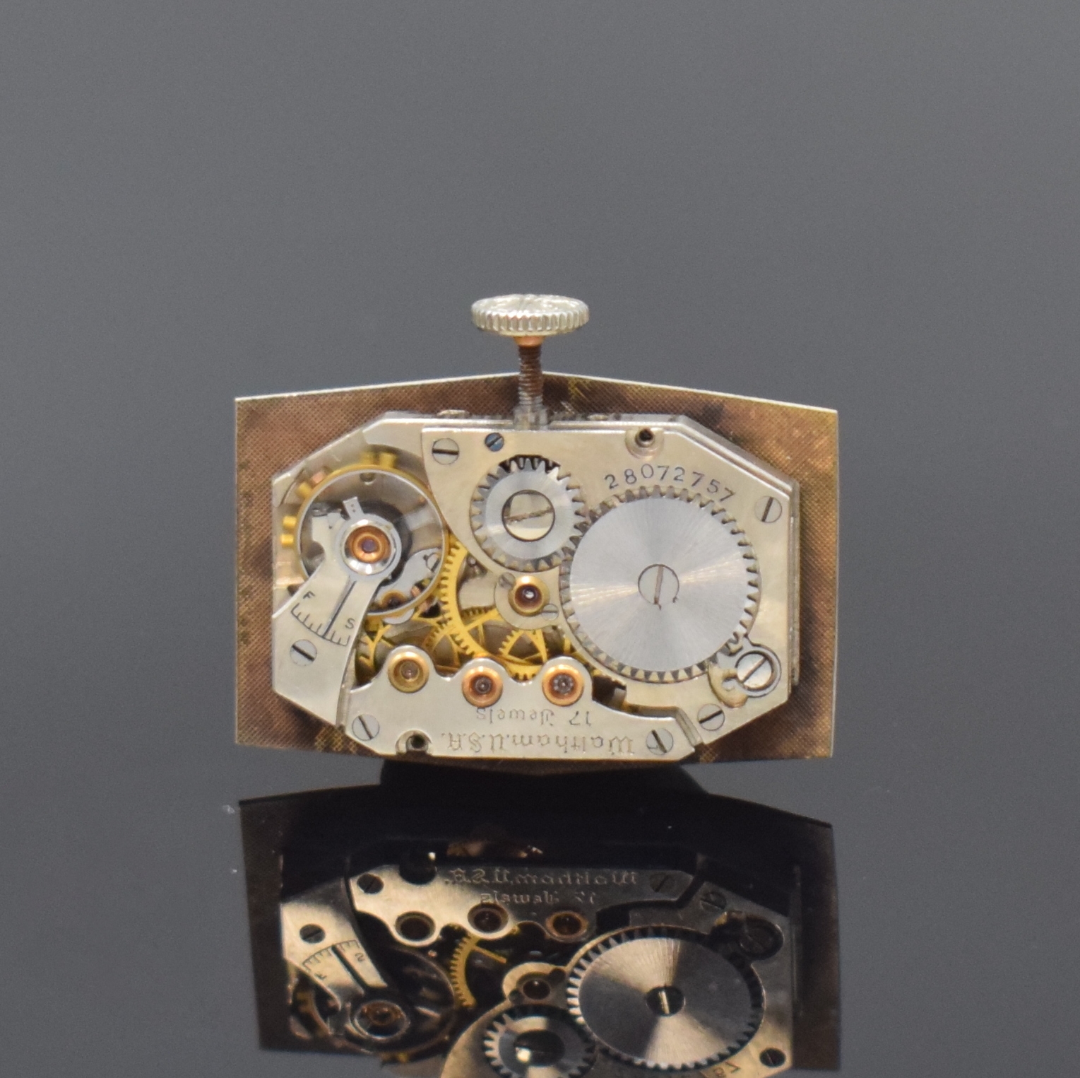 Detail k: WALTHAM 3 rechteckige gold-filled Armbanduhren, USA um 1930 - 1940, Handaufzug, 2-tlg. Geh. m. aufgedr. Böden, silb. Zifferblätter rest., Zeiger ...