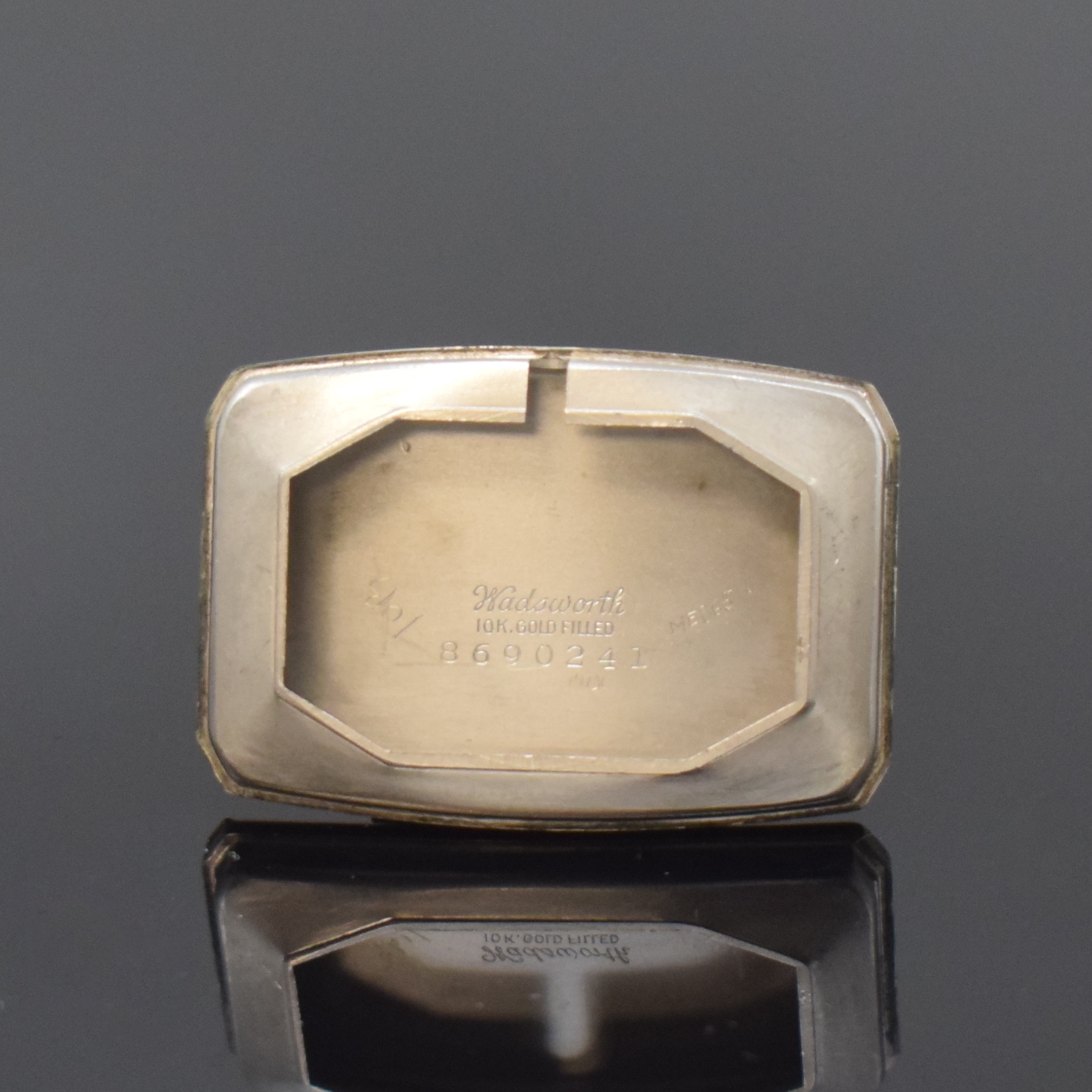 Detail l: WALTHAM 3 rechteckige gold-filled Armbanduhren, USA um 1930 - 1940, Handaufzug, 2-tlg. Geh. m. aufgedr. Böden, silb. Zifferblätter rest., Zeiger ...