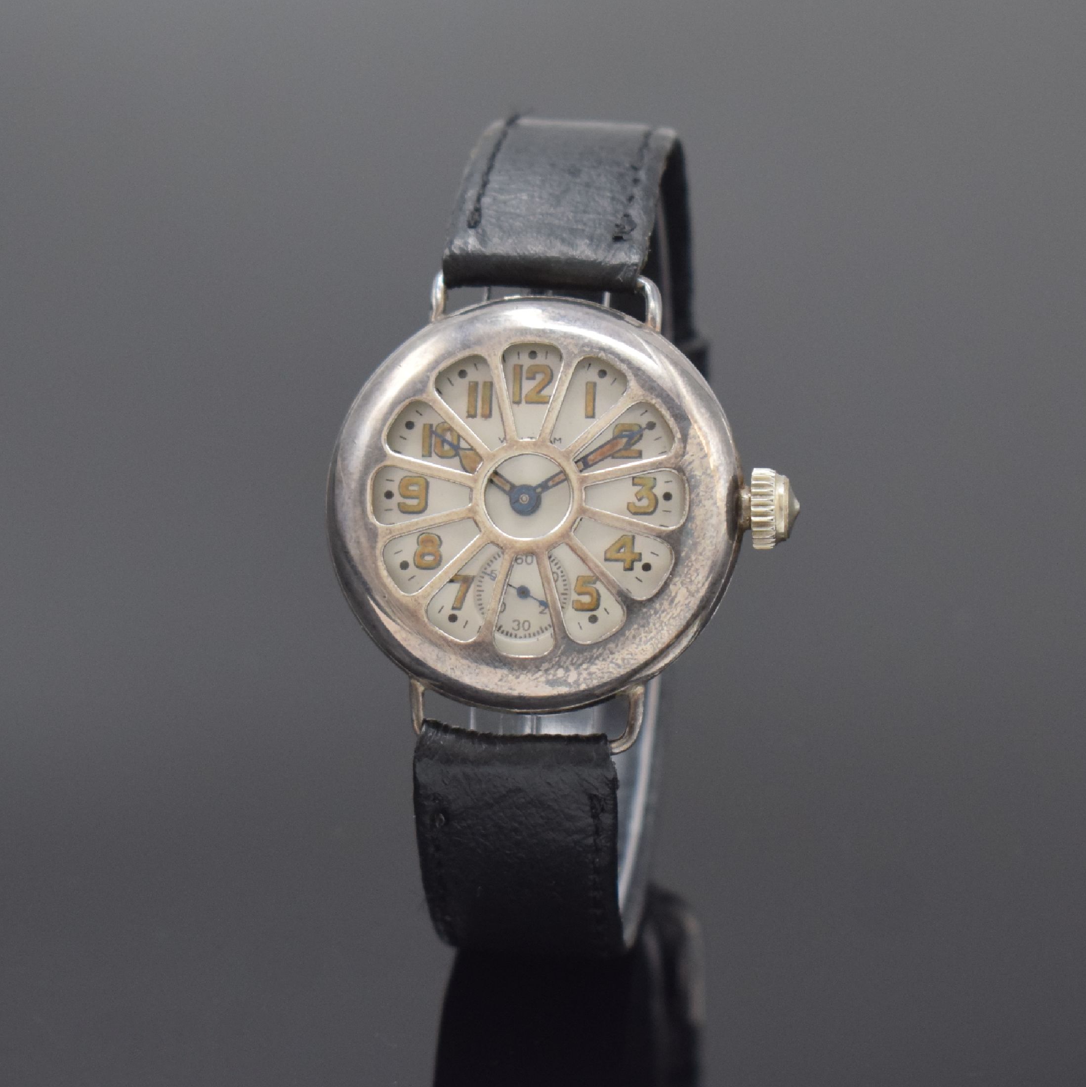 WALTHAM seltene Schützengrabenuhr in Silber, USA um 1920, Handaufzug, glattes Geh. m. festen Drahtanstößen, Boden und radial durchbrochene ...