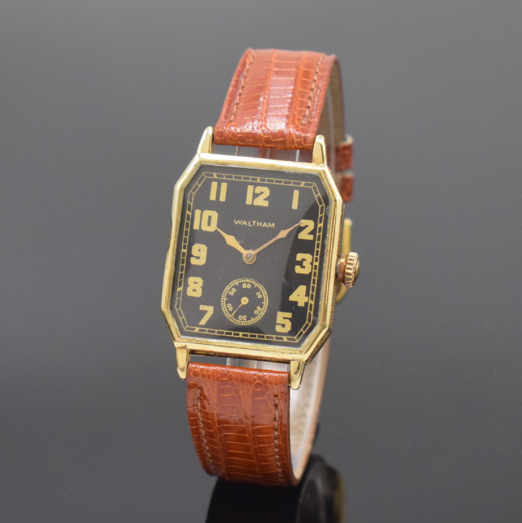 WALTHAM frühe acht-eckige Armbanduhr in GG 585/000, USA um 1925, Handaufzug, Doppel- Scharniergeh., grav. Rand, schwarz. Zifferbl. rest., gold. ...