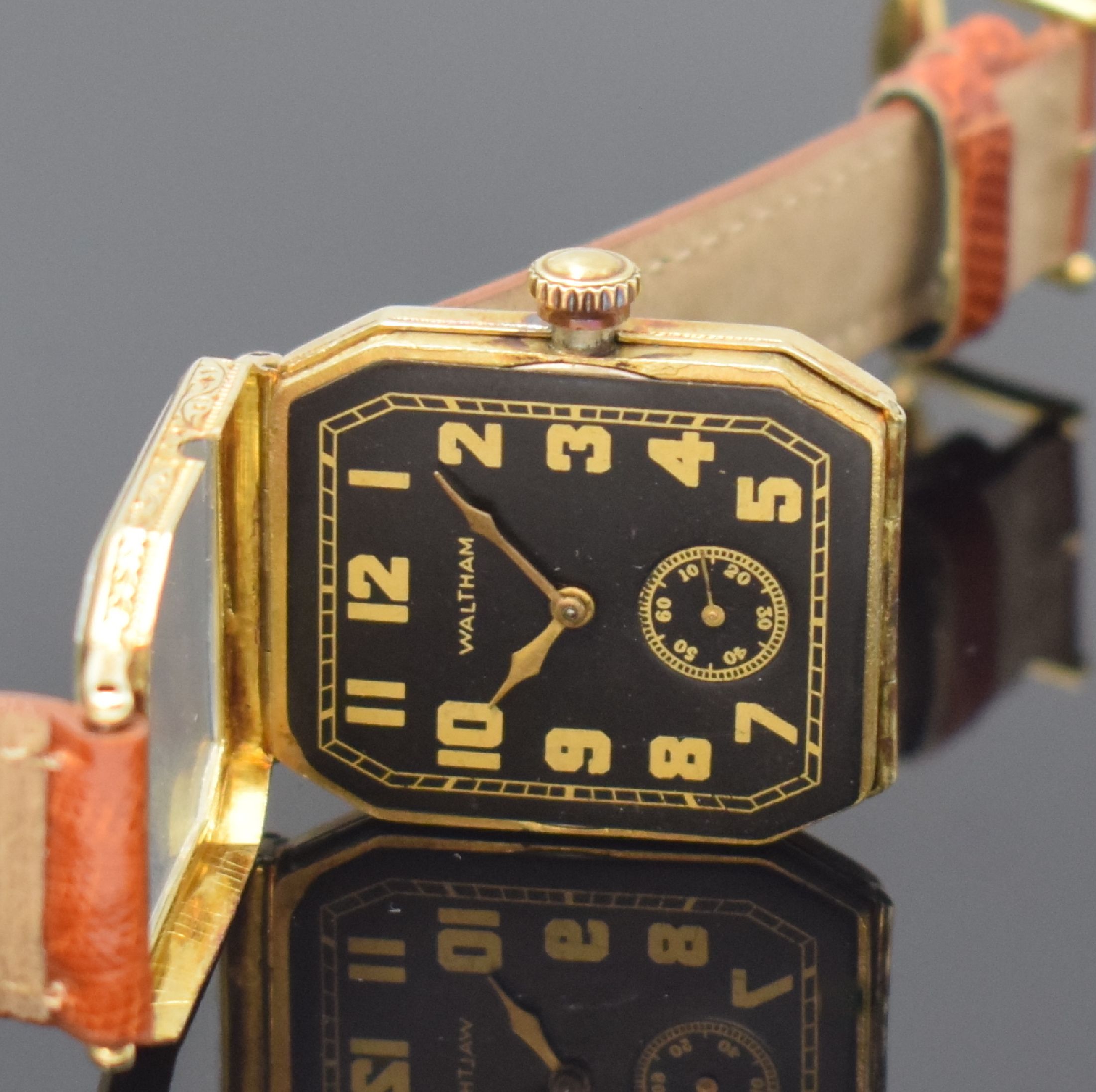 Detail f: WALTHAM frühe acht-eckige Armbanduhr in GG 585/000, USA um 1925, Handaufzug, Doppel- Scharniergeh., grav. Rand, schwarz. Zifferbl. rest., gold. ...