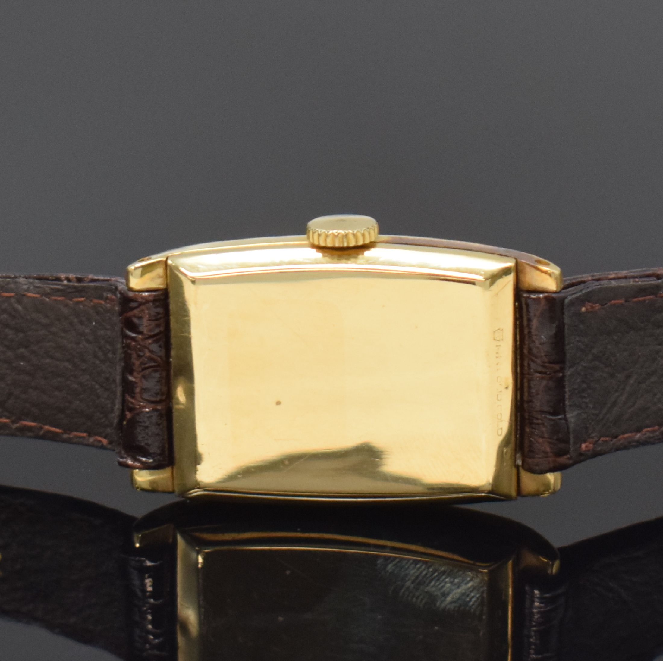 Detail c: WALTHAM rechteckige Armbanduhr in GG 585/000, USA um 1930, Handaufzug, 2-tlg. Geh., Boden aufgedr., silb. Zifferbl., gold. Zahlen u. Zeiger, vern. ...