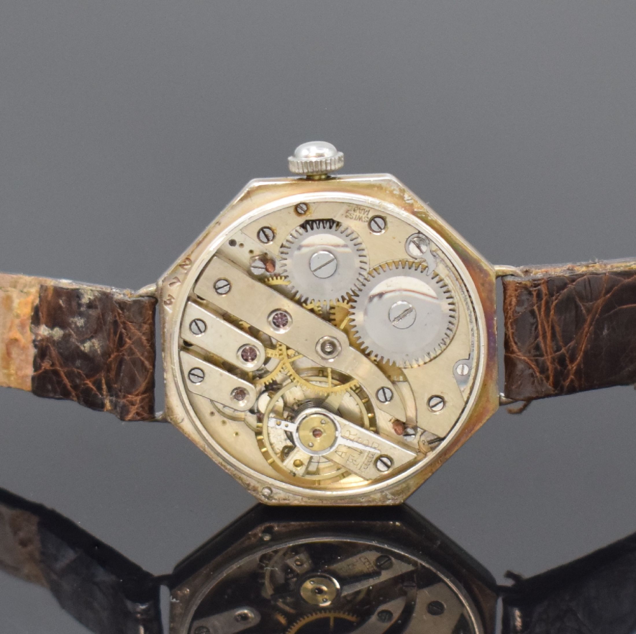 Detail d: 2 frühe Armbanduhren mit Emailzifferblättern in Silber / versilbert, Schweiz um 1915, Handaufzug, 3-tlg. Gehäuse, Böden u. Lünetten aufgedr., ...