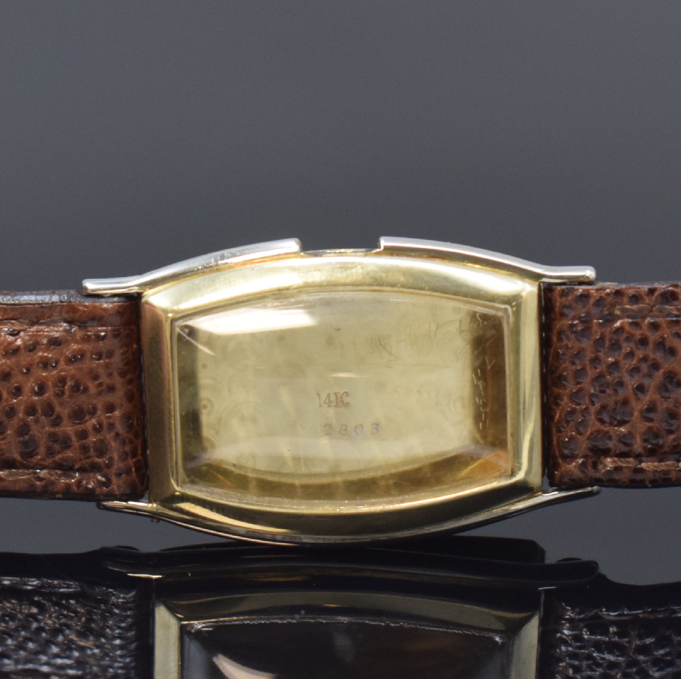 Detail d: ORMONT WATCH CO Armbanduhr in 14k WG/GG, Schweiz / USA um 1935, Handaufzug, tonneau- förm. Scharniergeh., silb. Zifferbl. rest., gold. Zeiger ...