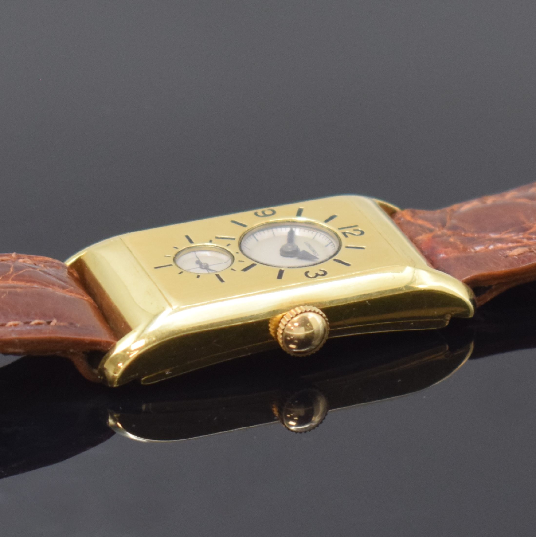 Detail b: LONGINES Super Solo Doctors-Watch seltene rechteckige Armbanduhr in GG 750/000, Schweiz um 1934, Handaufzug, Scharniergeh. m. 2 runden Öffnungen f. ...