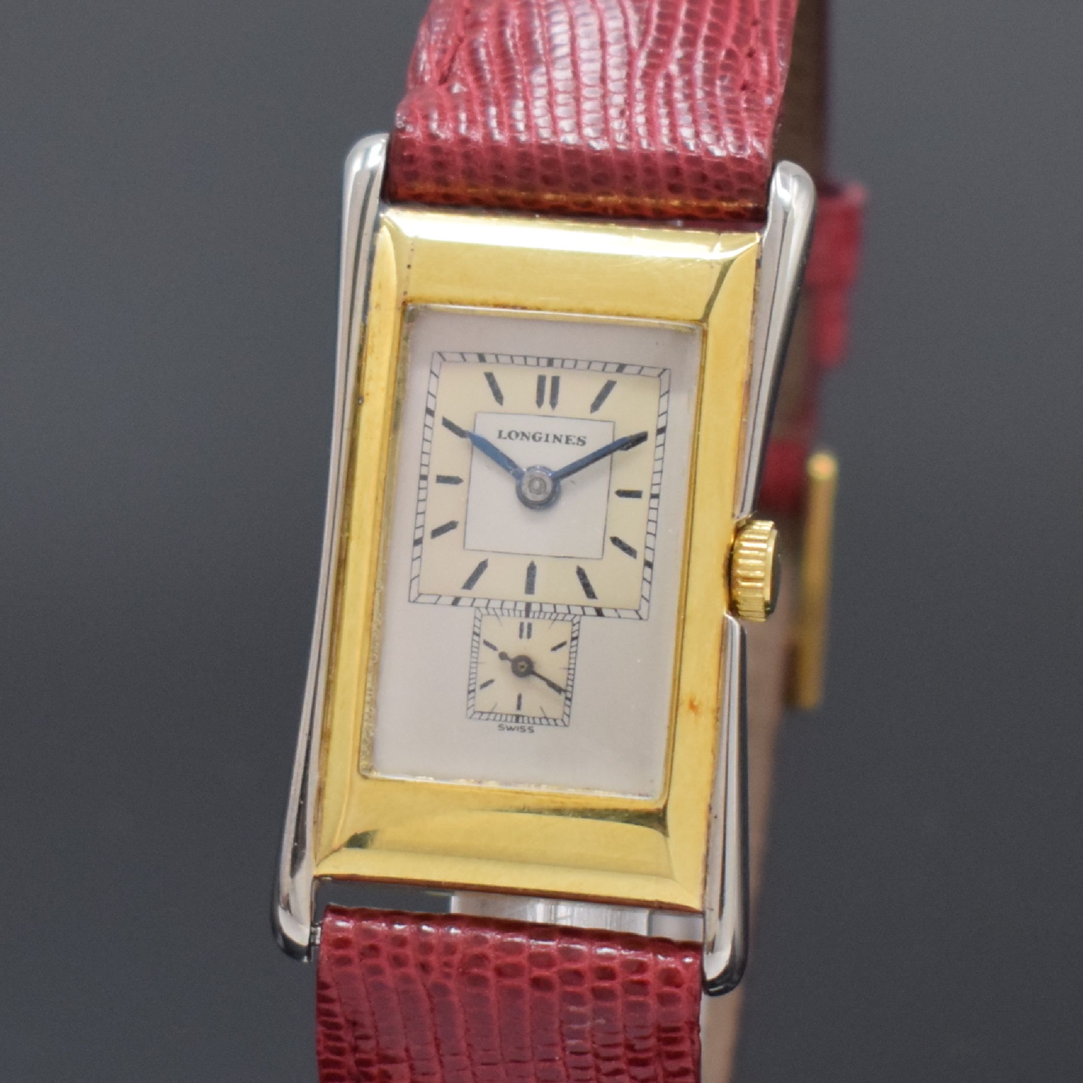Detail a: LONGINES Duo-Dial rechteckige Armbanduhr in GG/WG 750/000, Schweiz um 1938, Handaufzug, 2-tlg. GG-Geh. m. geschweiften Seiten in Weißgold, nicht ...