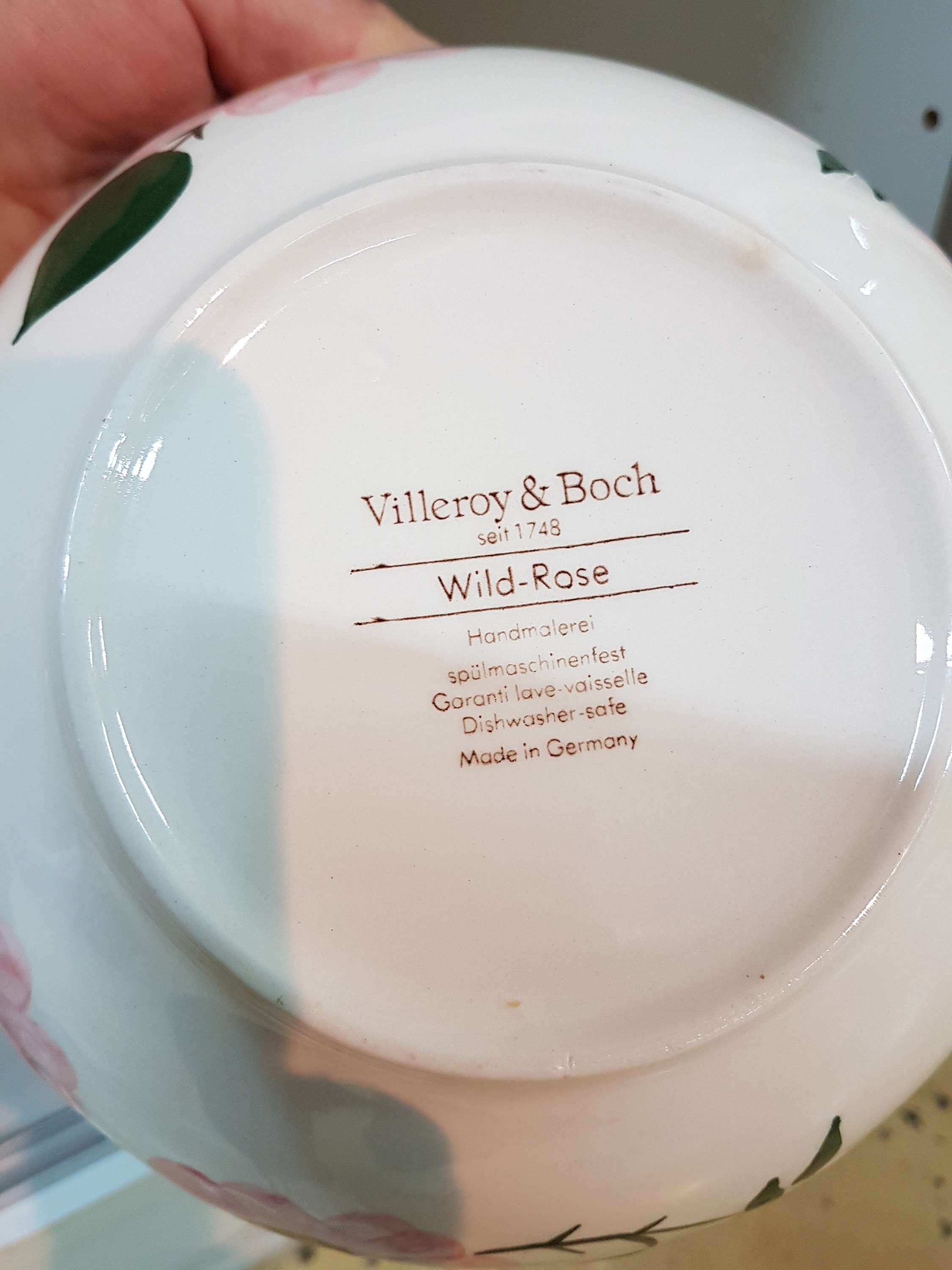 Detail l: Umfangreiches Kaffee- und Speiseservice, Wild-Rose, Steingut, komplett für 6 Personen, Kaffeekanne, 2 Zuckerdosen, Milchkännchen, Teekanne, 12 ...