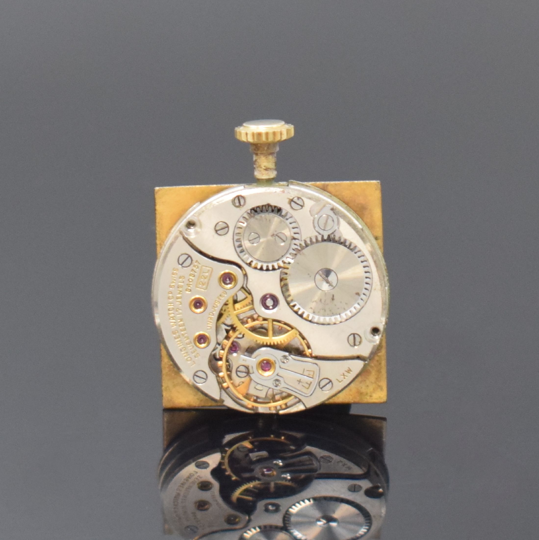 Detail e: LONGINES 2 vergoldete Armbanduhren sowie 1 silberne LEVRETTE, Schweiz / USA um 1930 - 1950, Handaufzug, beide Longines in 2-tlg. ausgefallenen Geh., ...