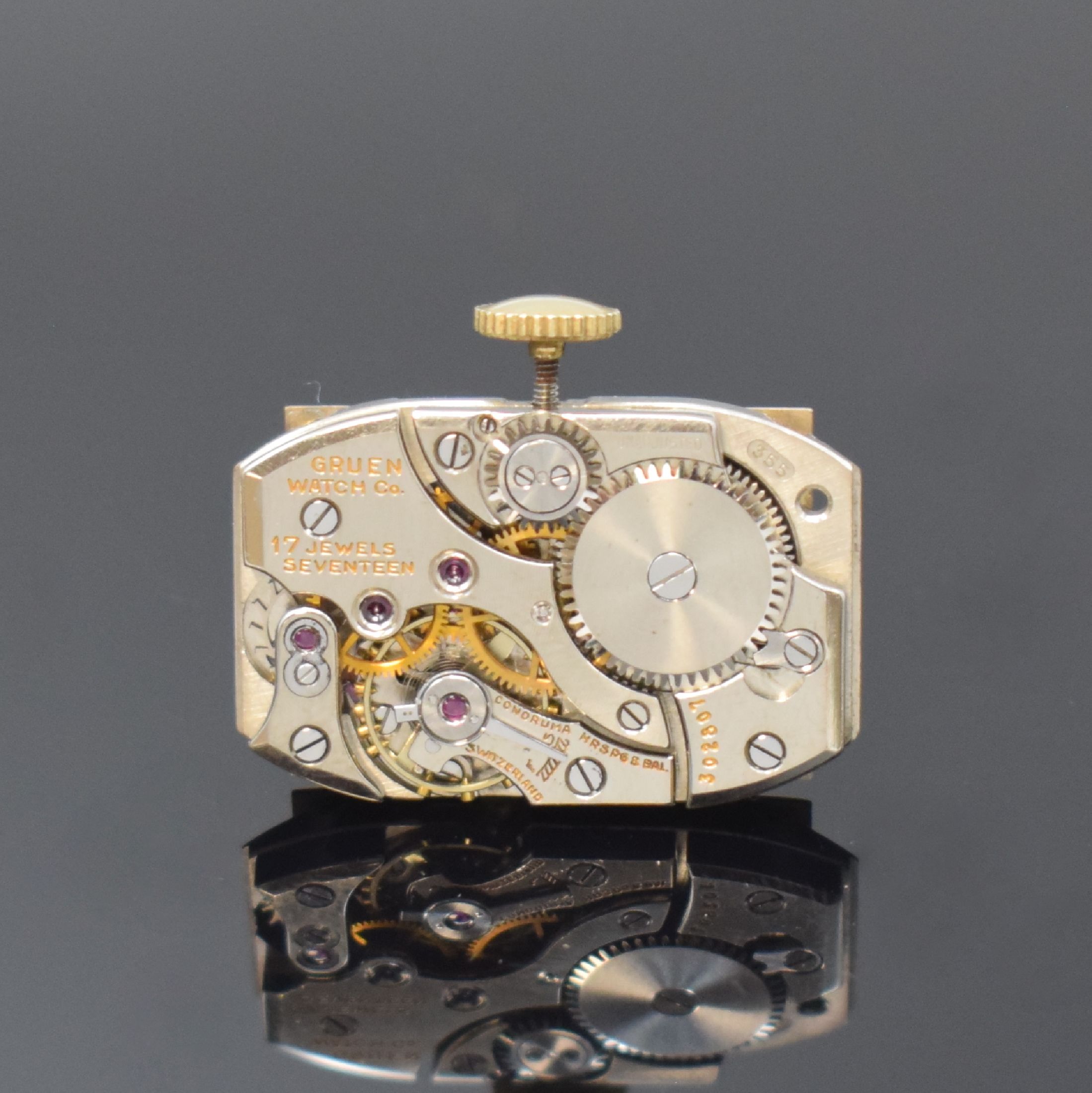 Detail h: LONGINES / GRUEN 2 rechteckige goldfilled Armbanduhren, Schweiz / USA um 1955 / 1945, Handaufzug, 2-tlg. Geh., Böden (Monogramm- Grav.) aufgedr., ...