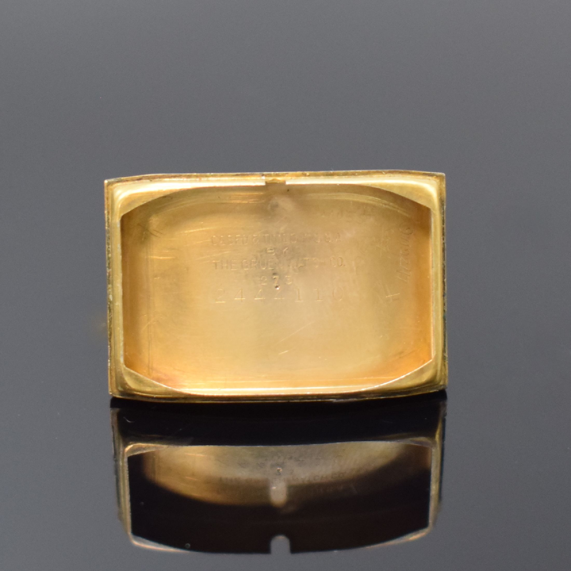 Detail e: GRUEN Curvex Precision 4 rechteckige Armbanduhren in goldfilled, Schweiz/USA um 1945, Handaufzug, 2-tlg. Geh., Böden aufgedr., 1) RG-filled, ...